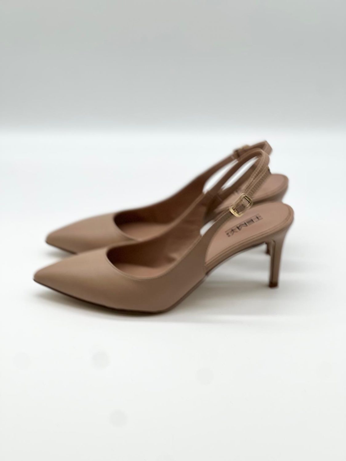 5f8b8370-b4b4-4449-a562-b2d7876c8f8b