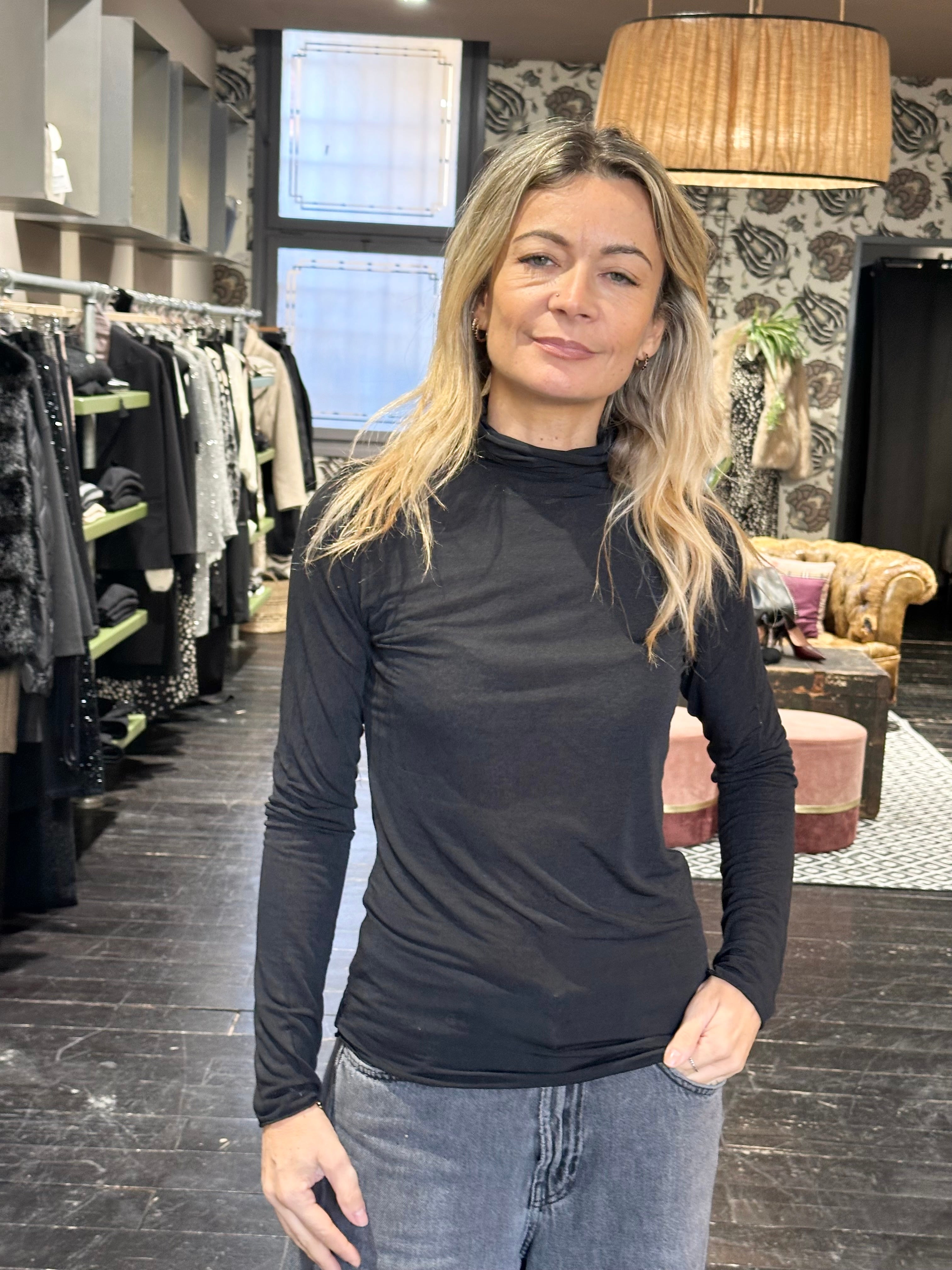 Cachemerina Collo Alto Nero _ MI.LE. for soku