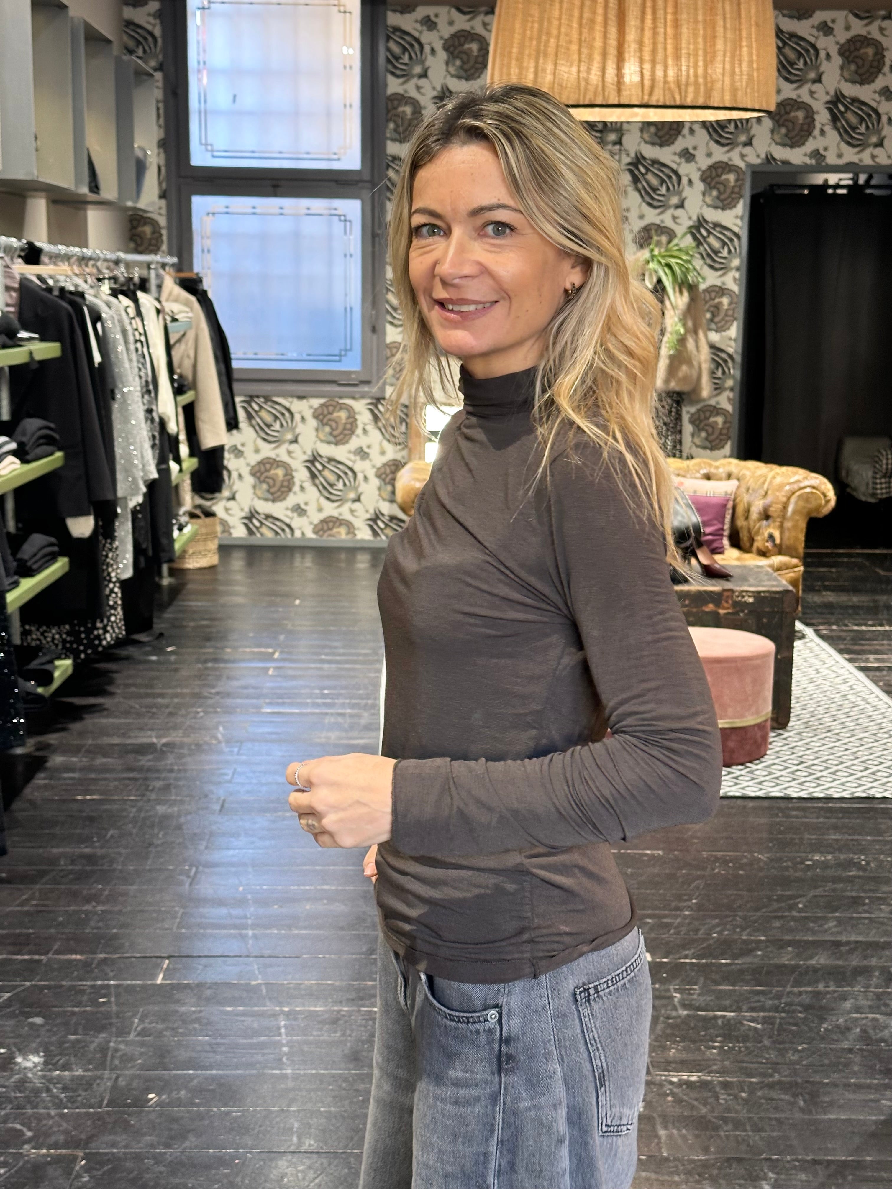 Cachemerina Collo Alto T. Moro _ MI.LE, for soku