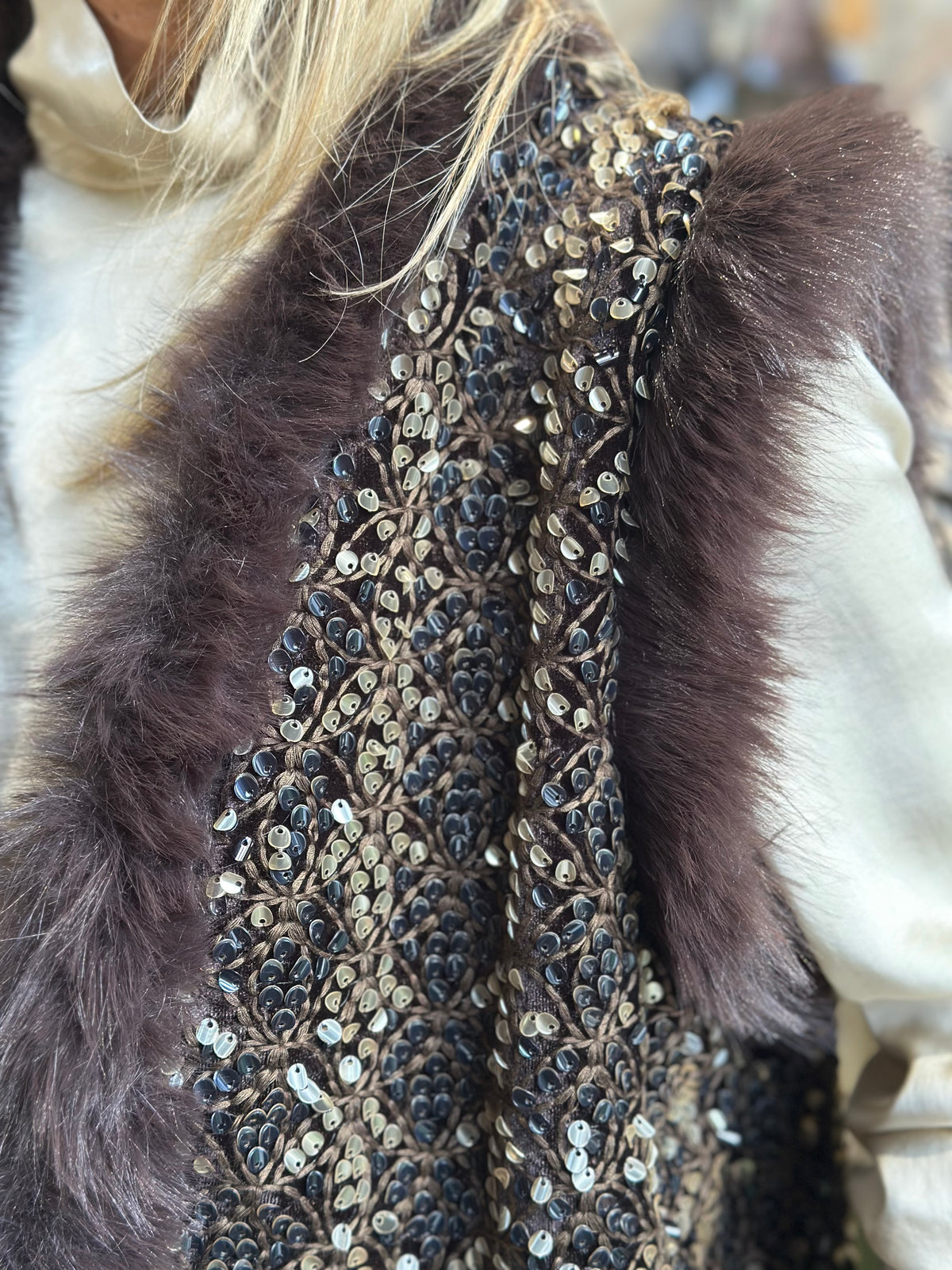 Gilet velluto moro con paillettes _ Souvenir