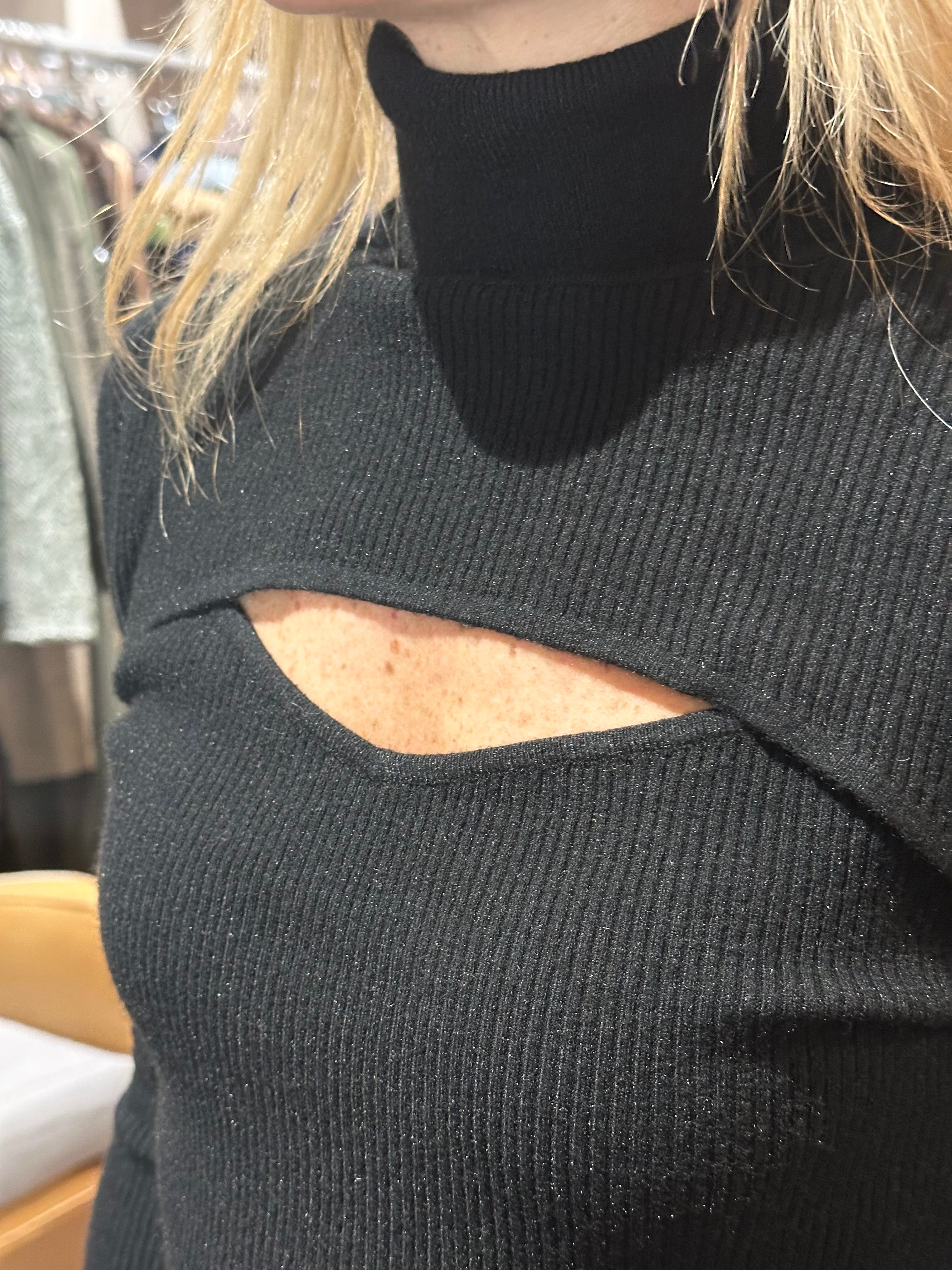 Maglia Cut-Out Nero _ MI.LE. for soku