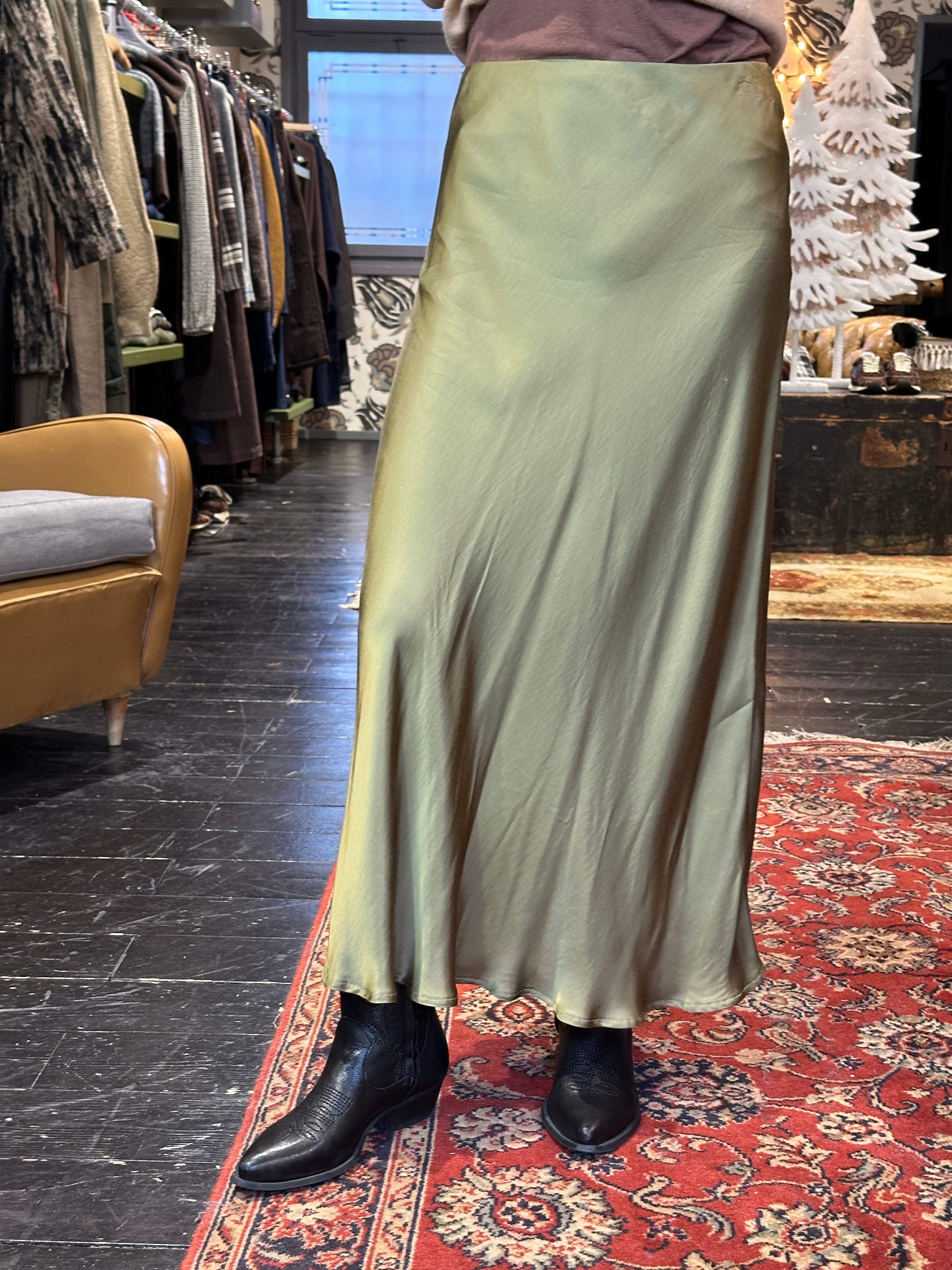 Gonna Satin Verde _ MI.LE. for soku