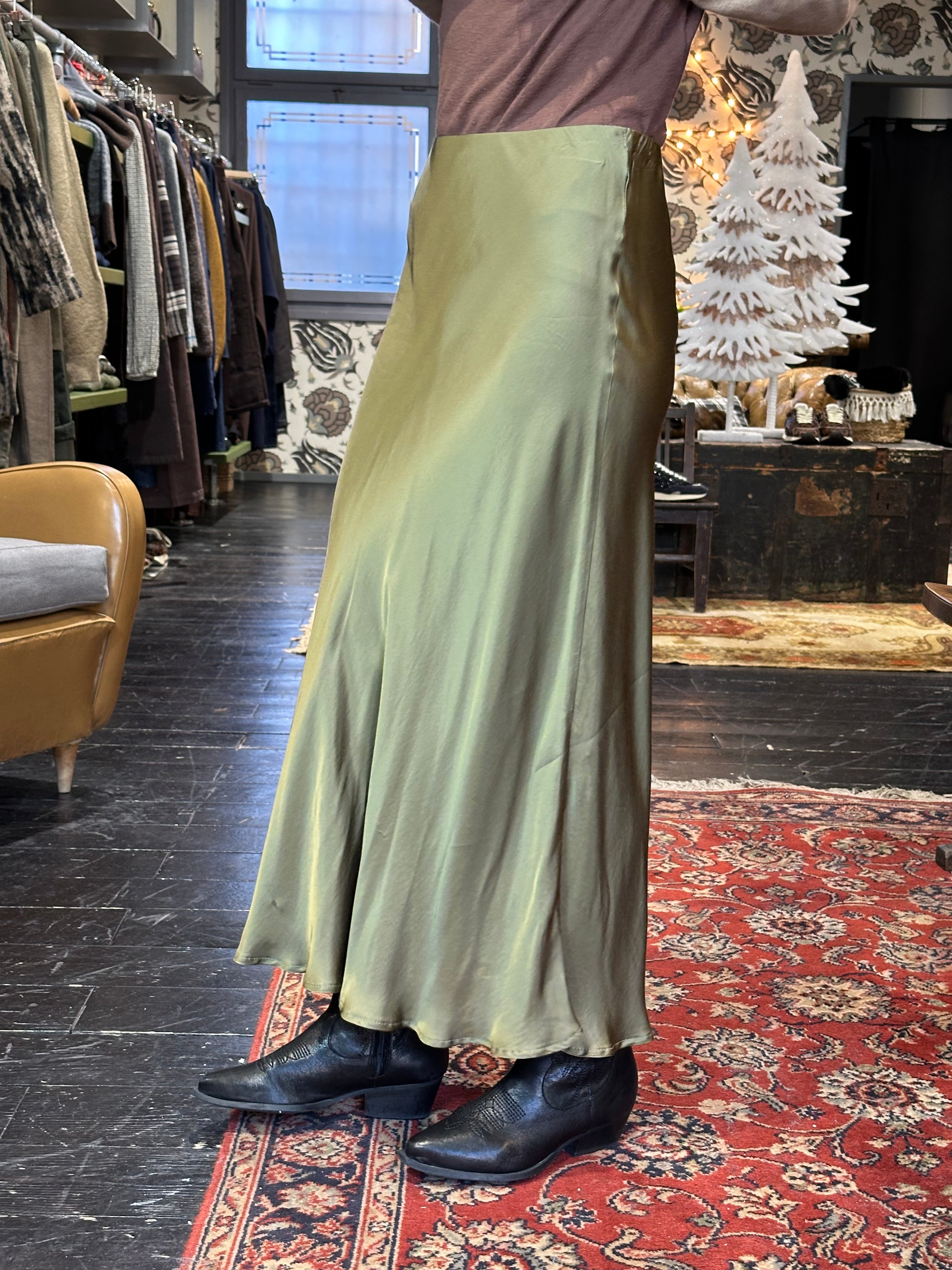 Gonna Satin Verde _ MI.LE. for soku