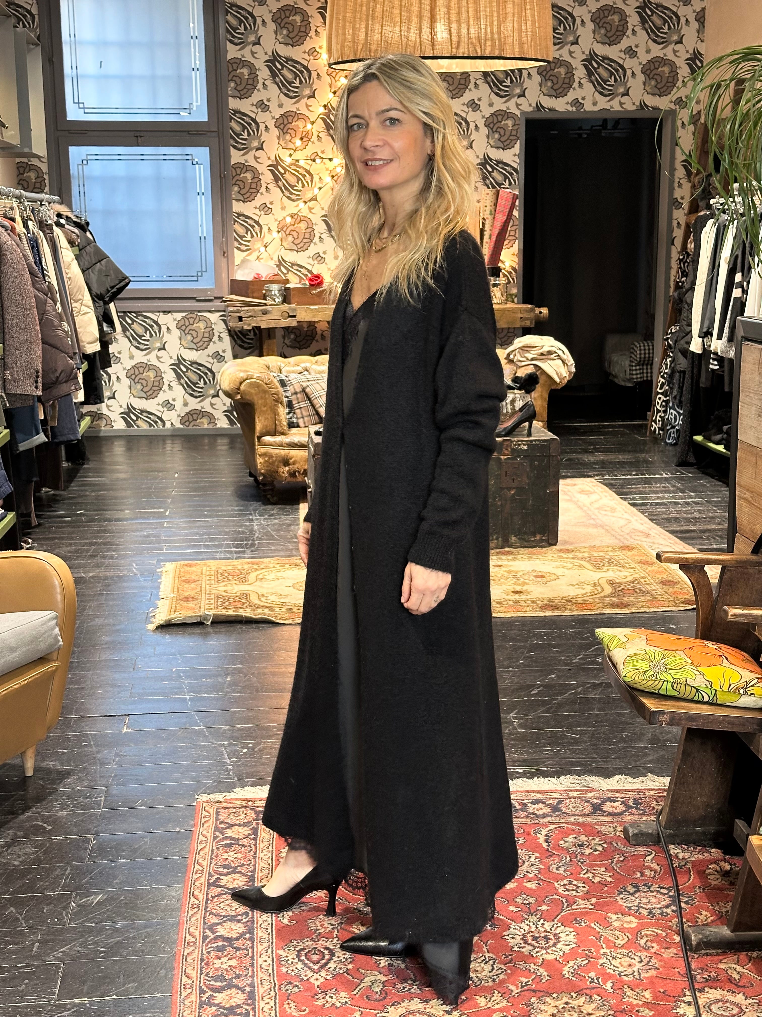 Cardigan Lungo Mohair Nero _ MI.LE.for soku