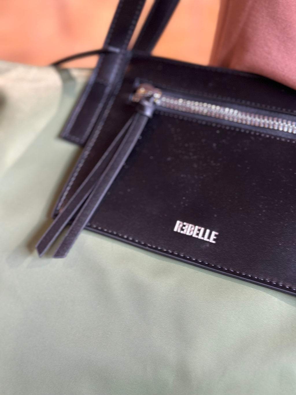 Shopping Noa Olive _ Rebelle