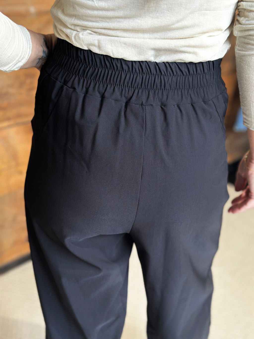 Pantalone Bengalina Balloon Nero _ Karma