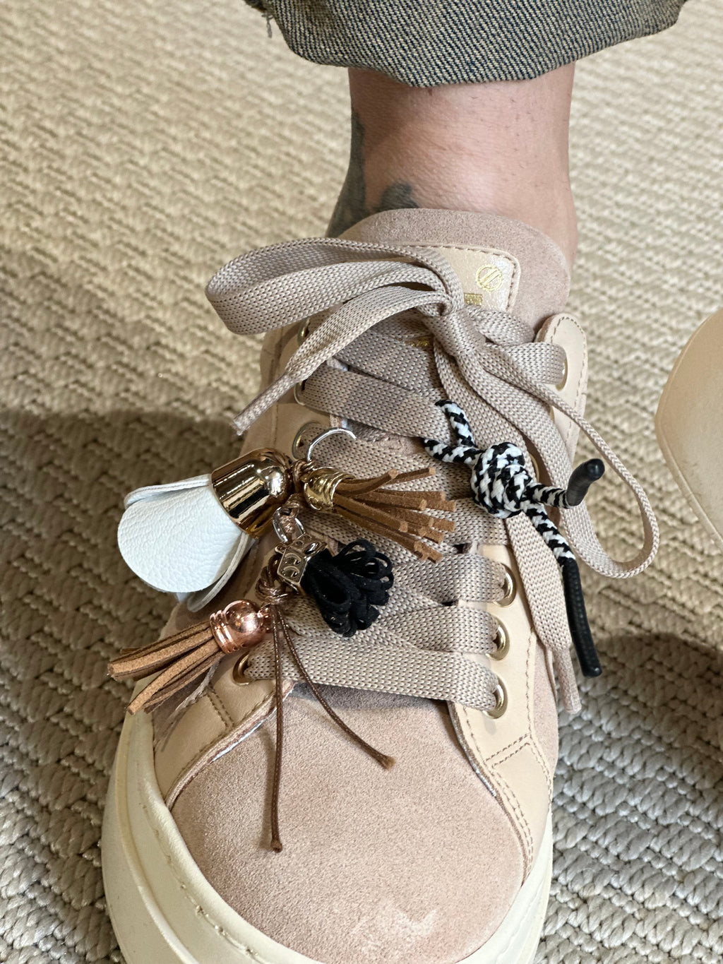 Sneakers con Dettagli _ Mèlinè