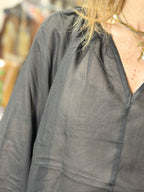 Blusa Scollo a V Nero _ MI.LE.for soku