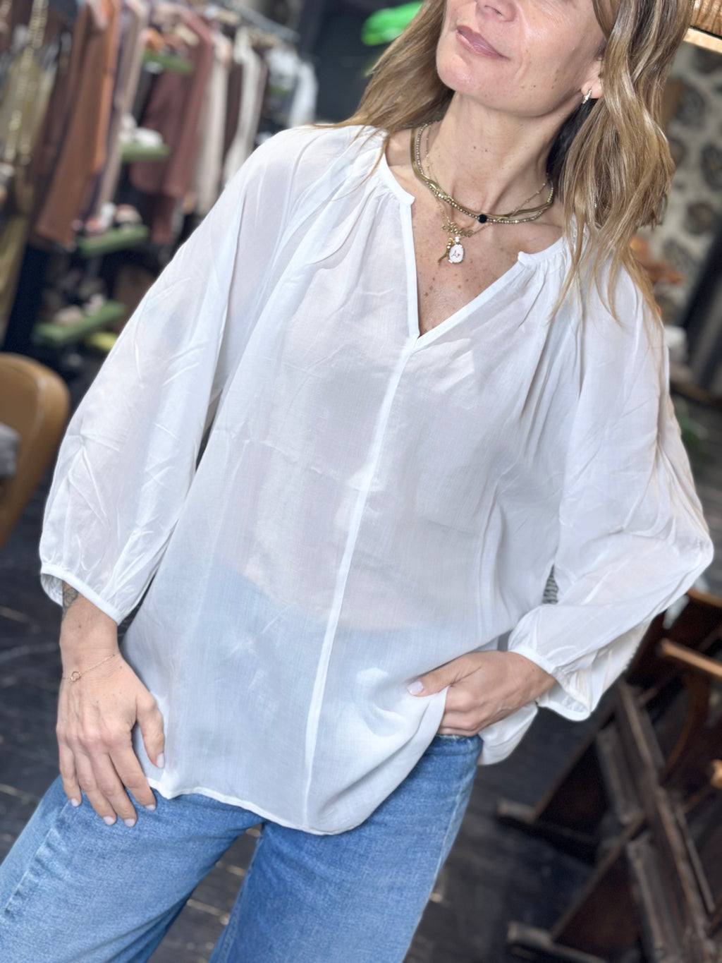 Blusa Scollo a V Bianco _ MI.LE.for soku