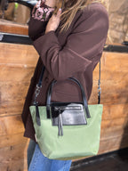 Shopping Noa Small Olive _ Rebelle