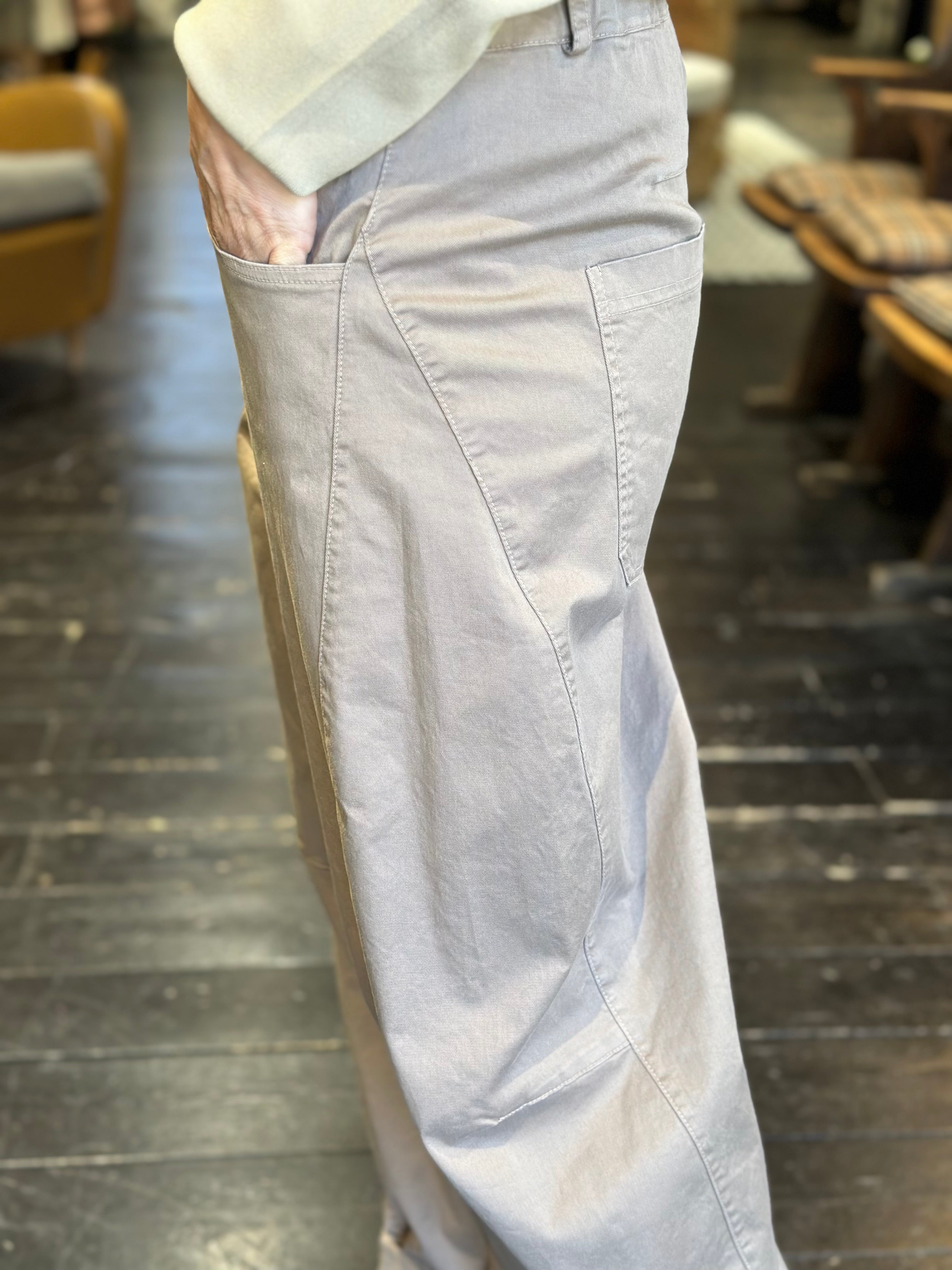 Pantaloni Balloon Beige _ MI.LE.for soku