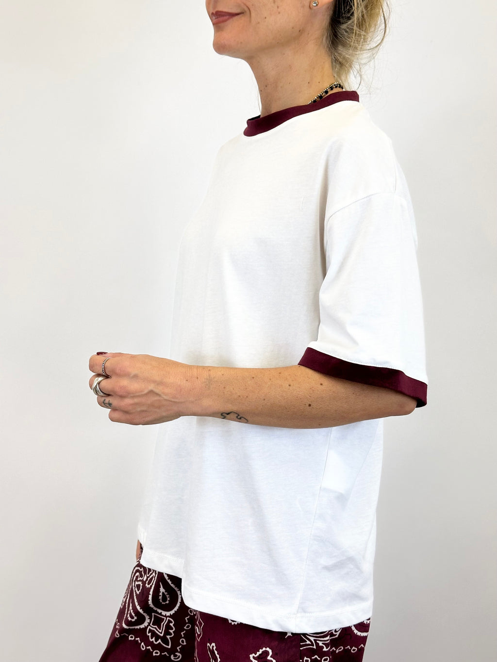 T-Shirt Bordo India _ Souvenir