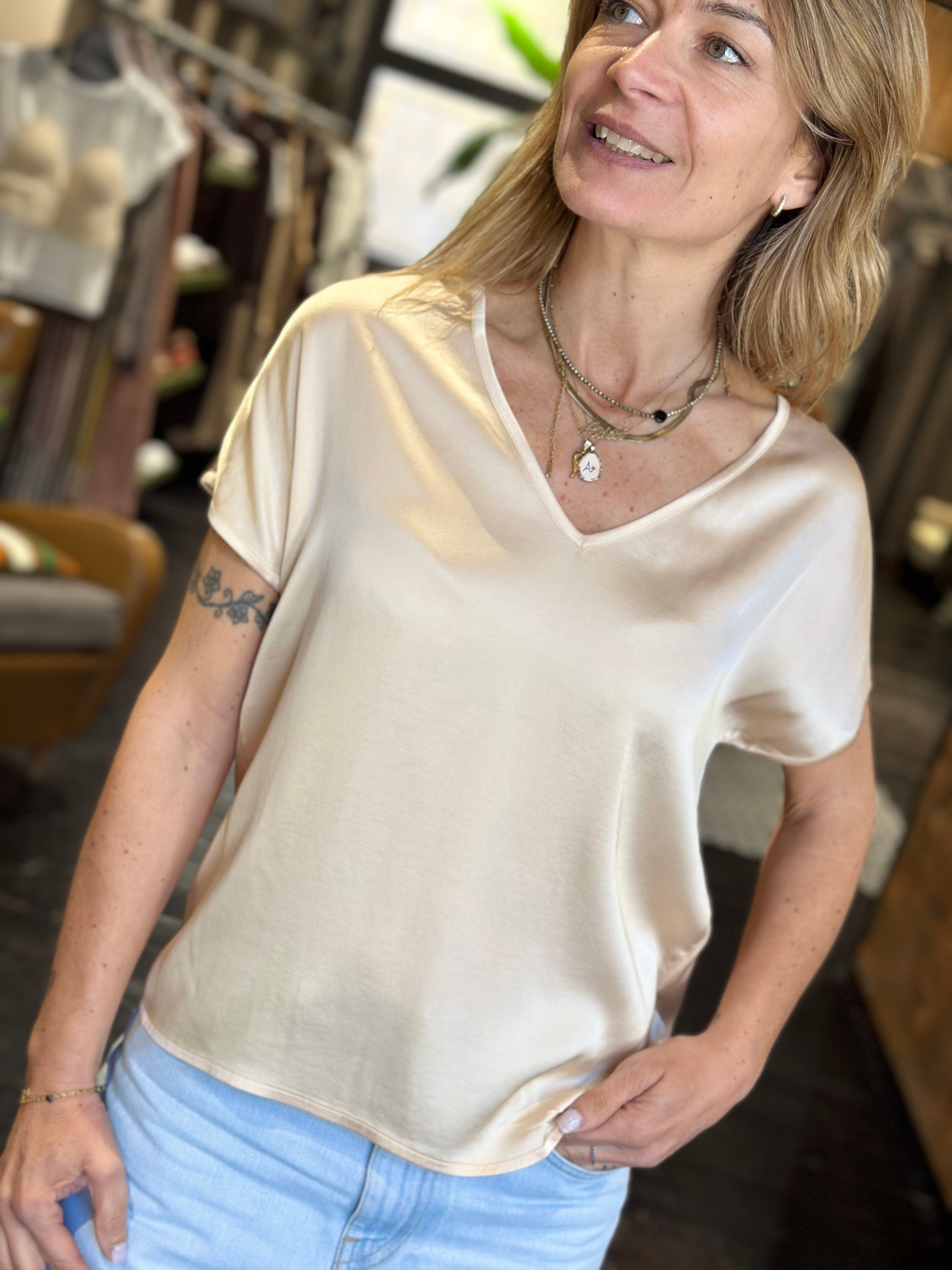 Blusa Raso Crema _ Souvenir