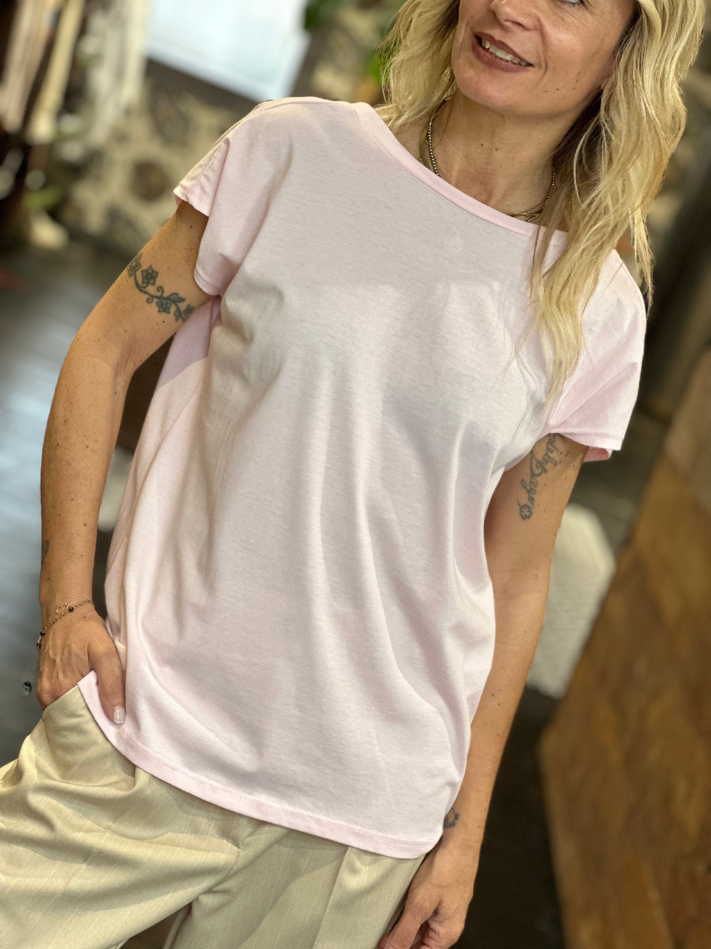 T-Shirt Scollo dietro Rosa _ Souvenir