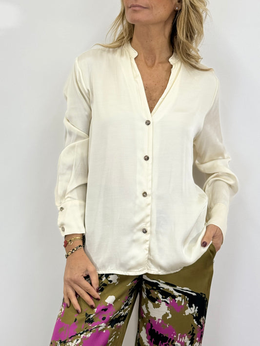 Camicia scollo V con Bottoni