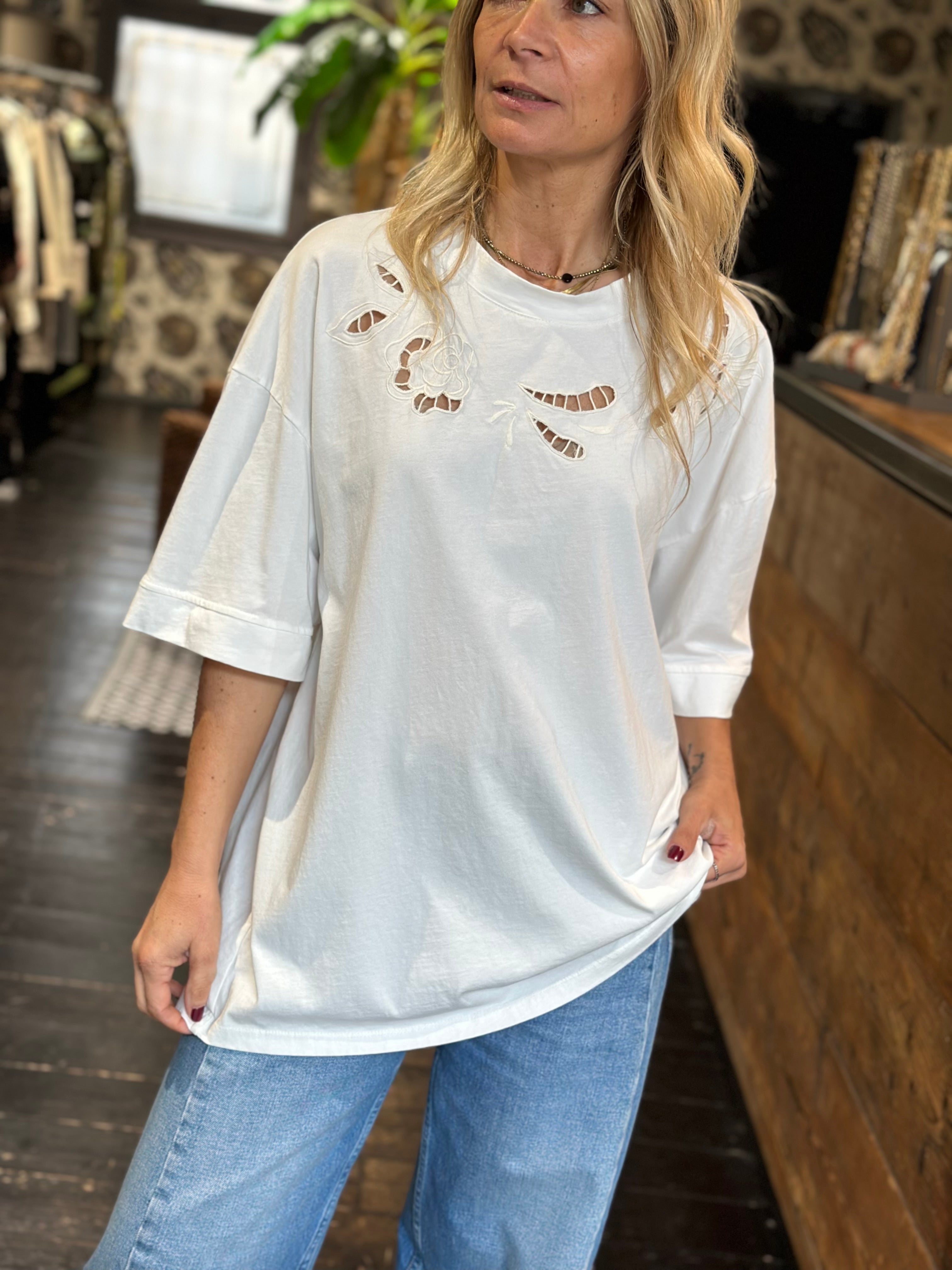T-Shirt Bianca Ricamata _ Vicolo