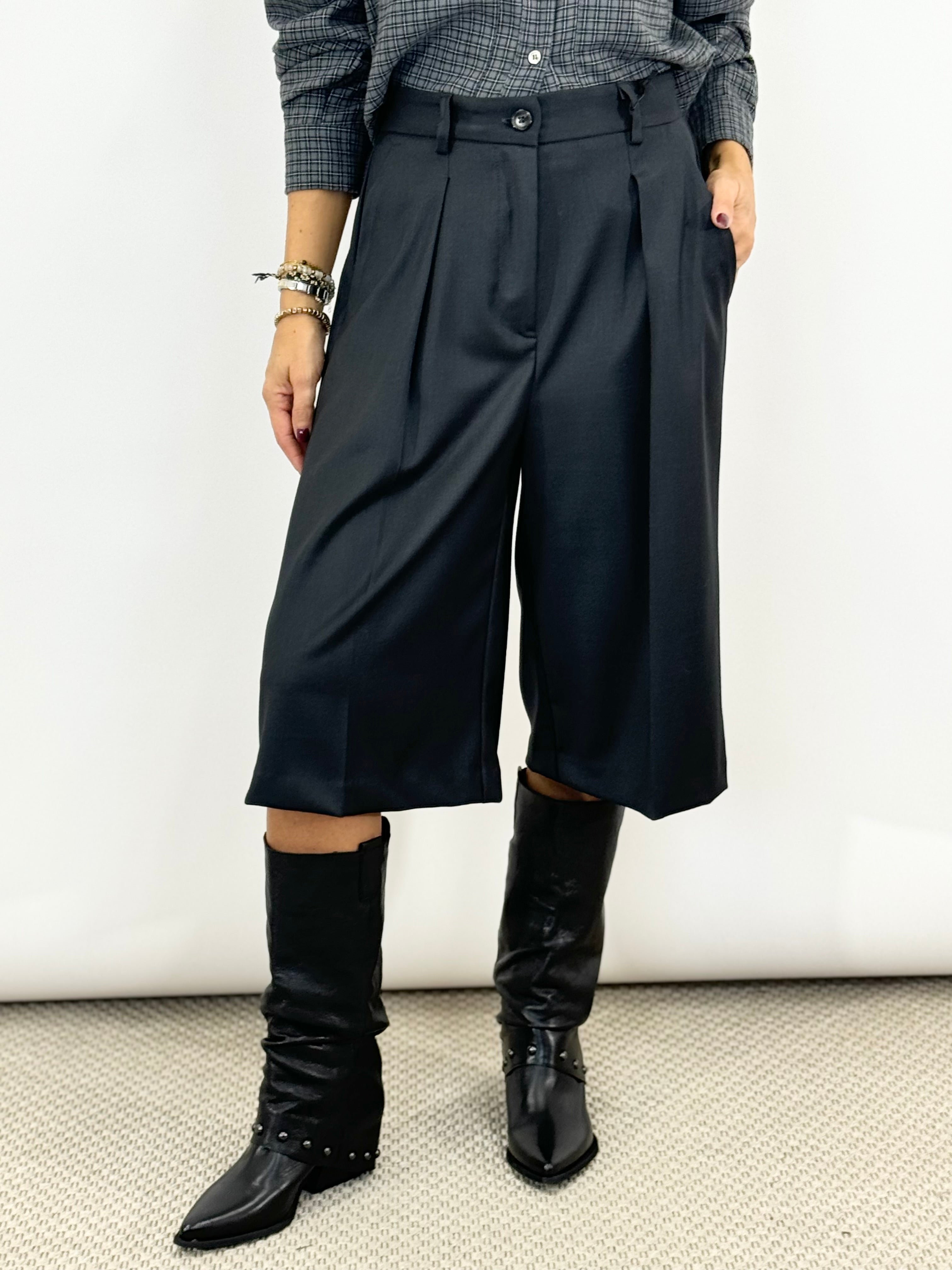 Bermuda Martin _ Vicolo