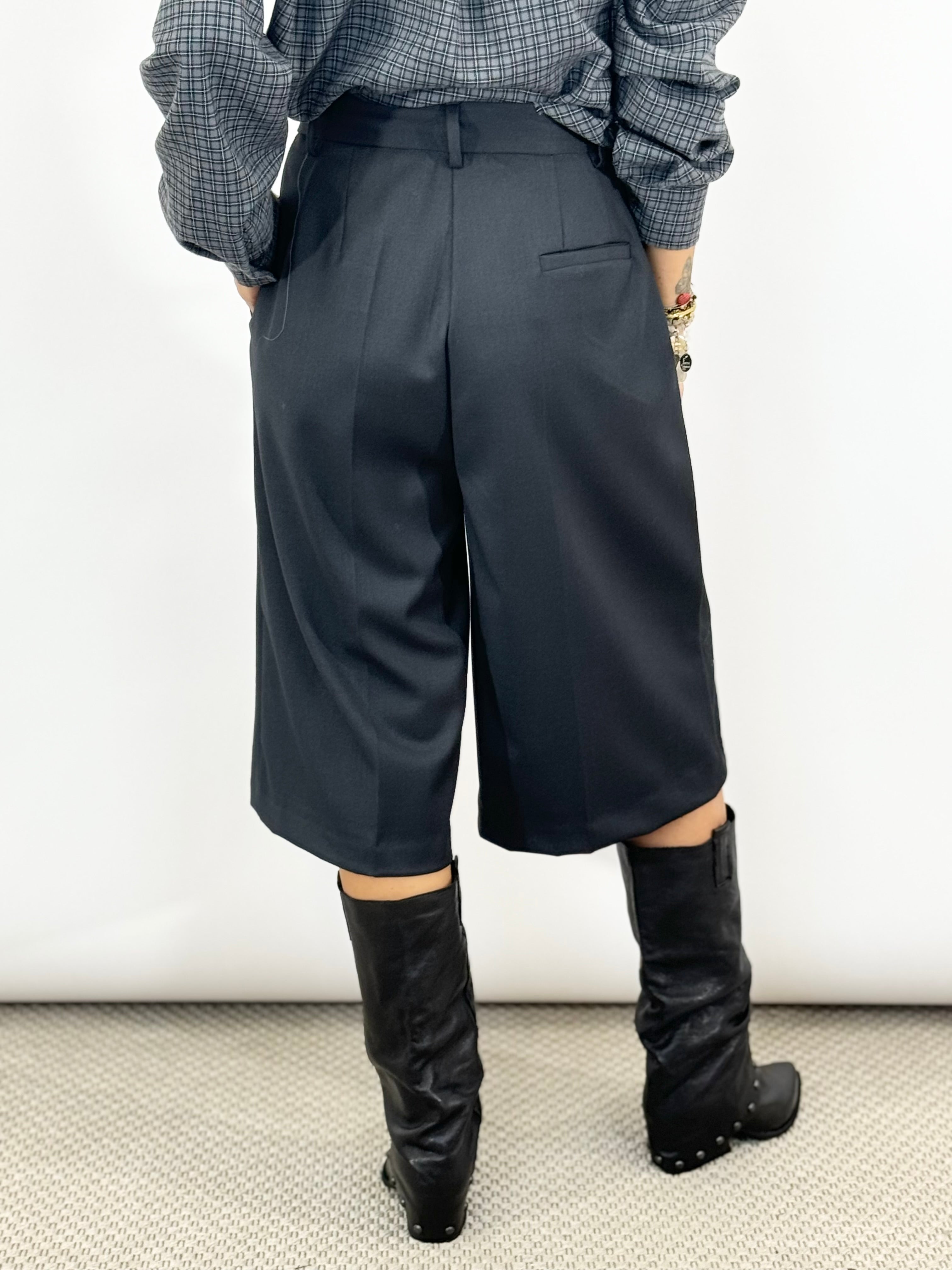 Bermuda Martin _ Vicolo