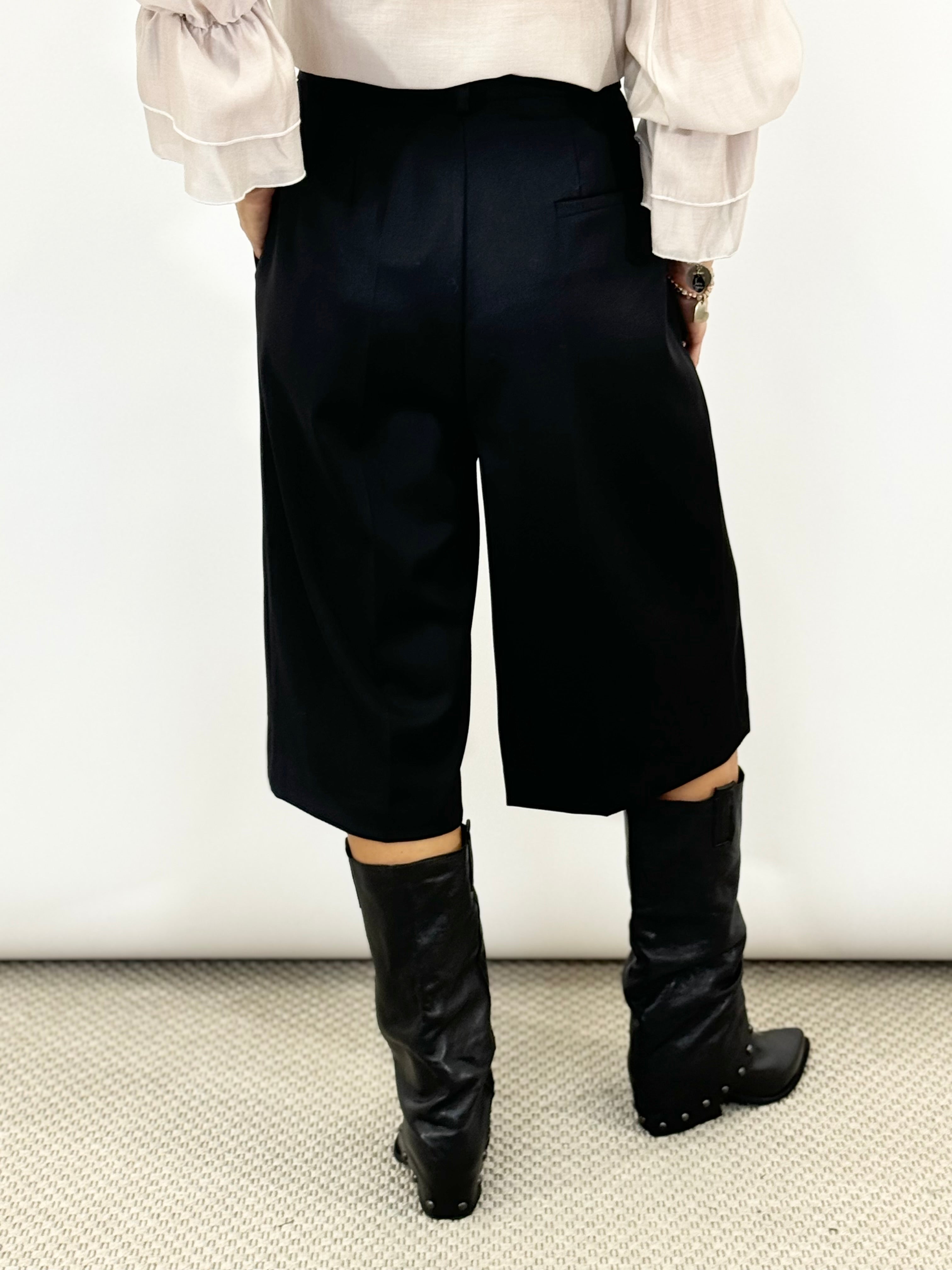 Bermuda Martin _ Vicolo