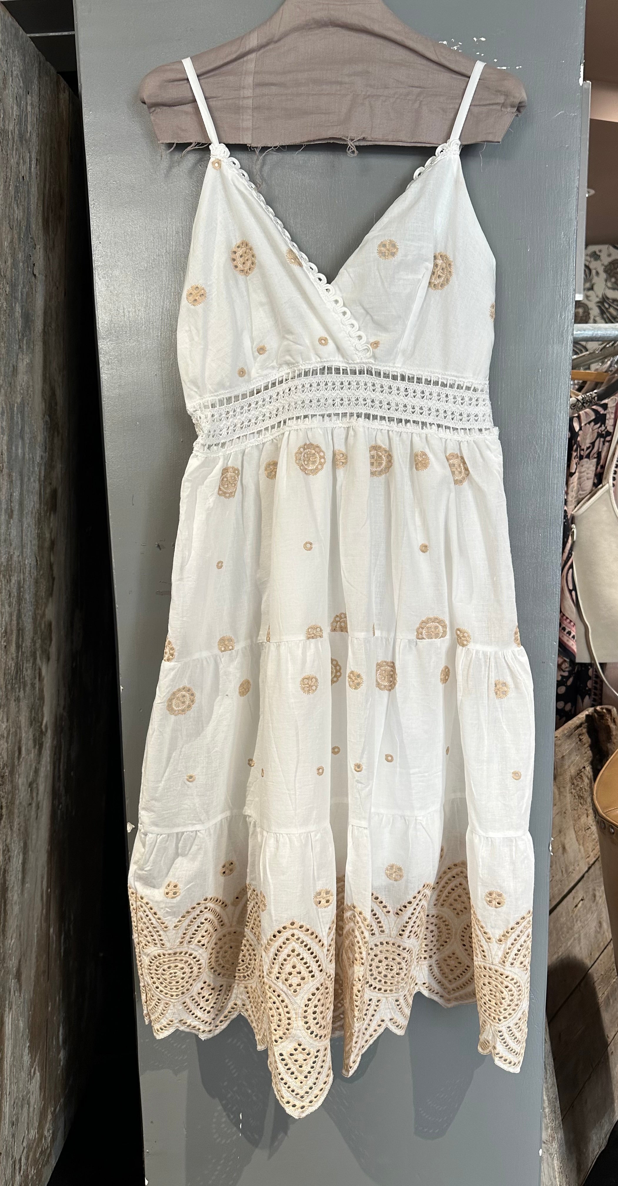 Abito Ricamo Beige _ MI.LE. for soku