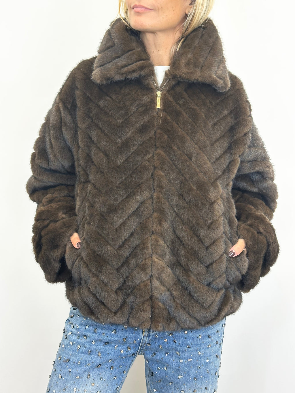 Pelliccia Tabacco _ Vicolo