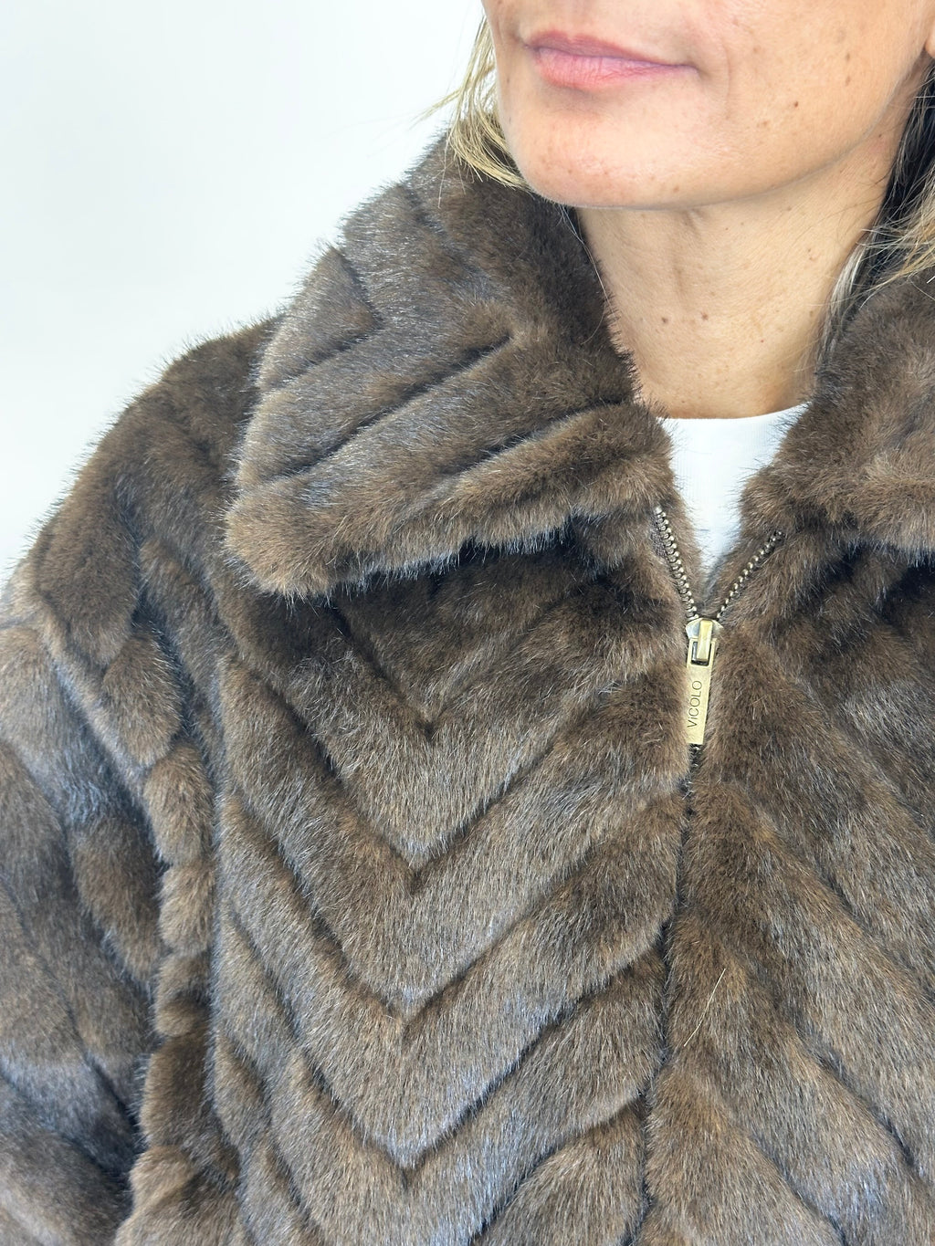 Pelliccia Tabacco _ Vicolo