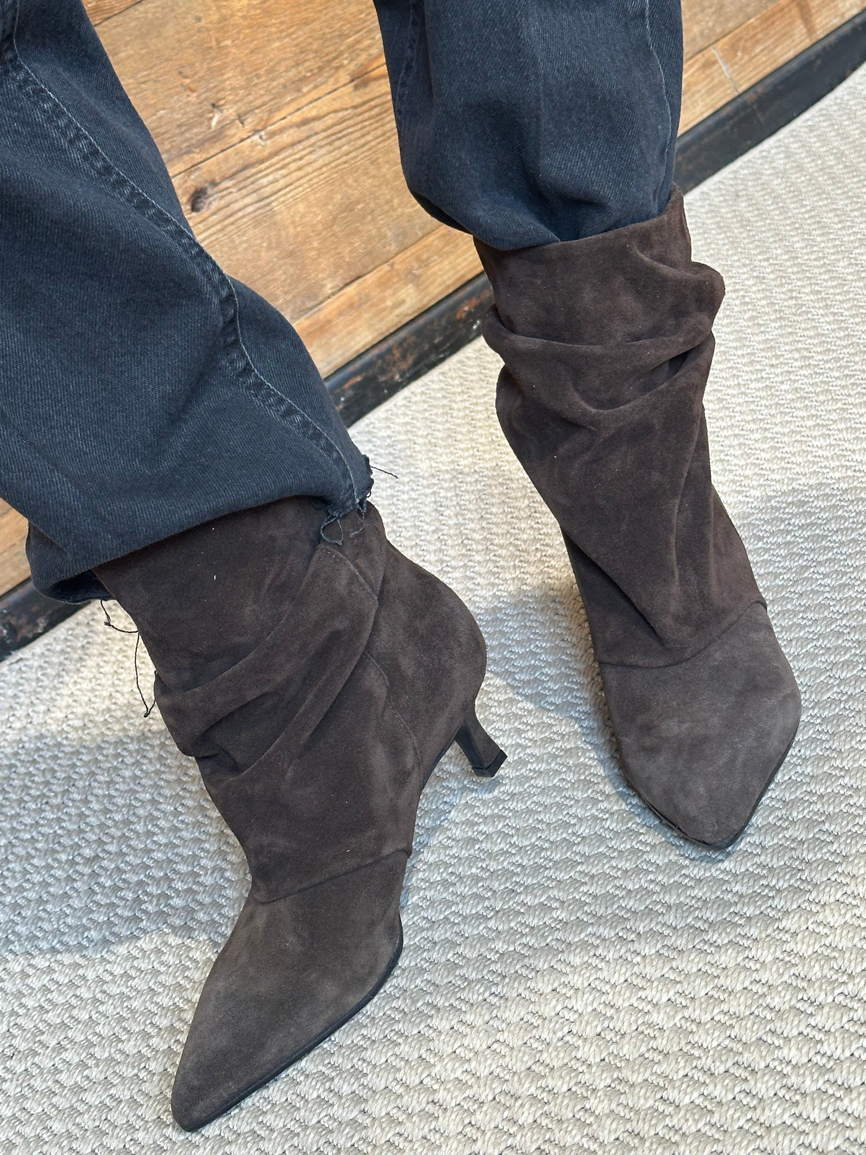 Stivaletto Camoscio Terra _ Divine follie