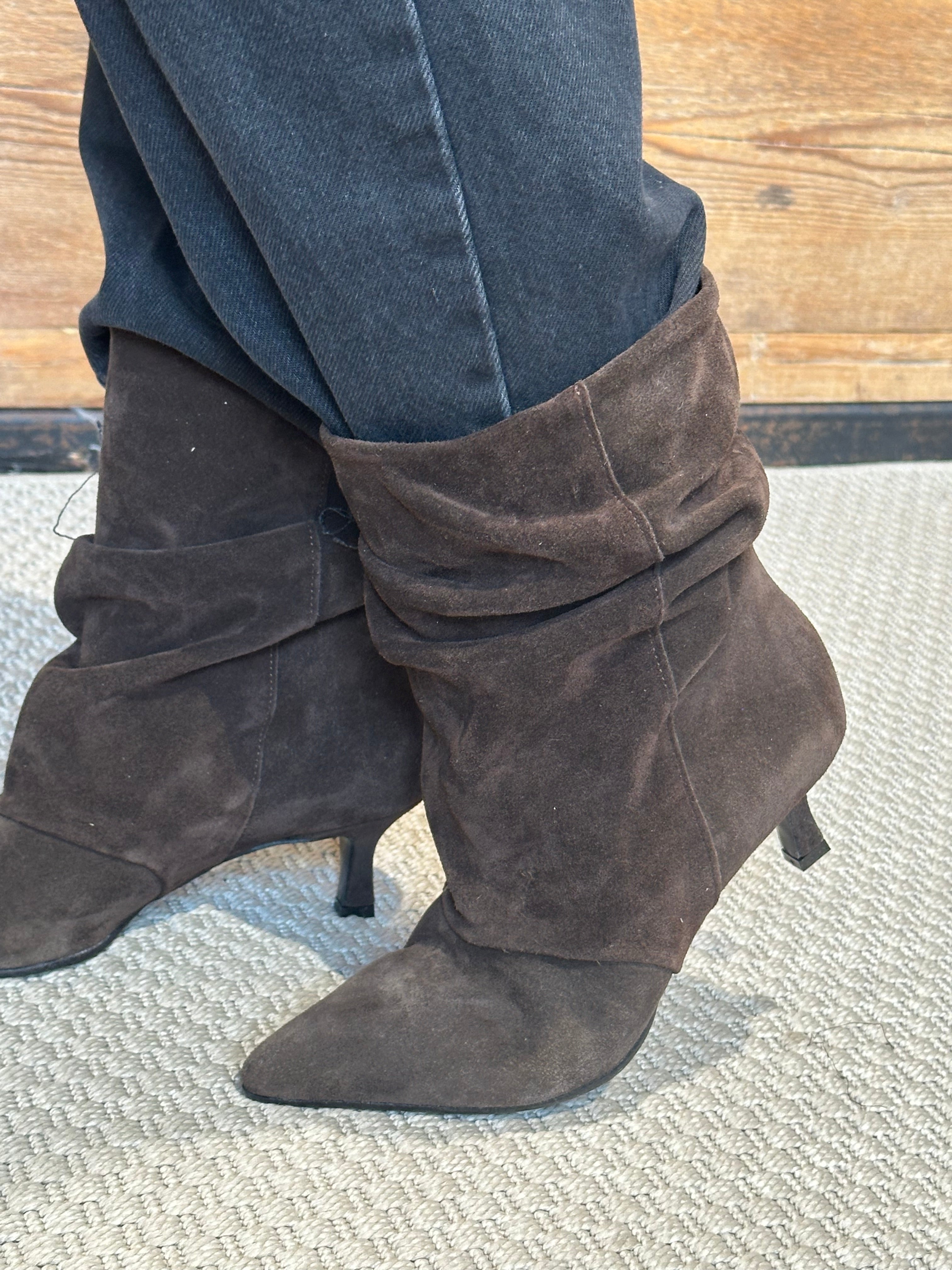 Stivaletto Camoscio Terra _ Divine follie