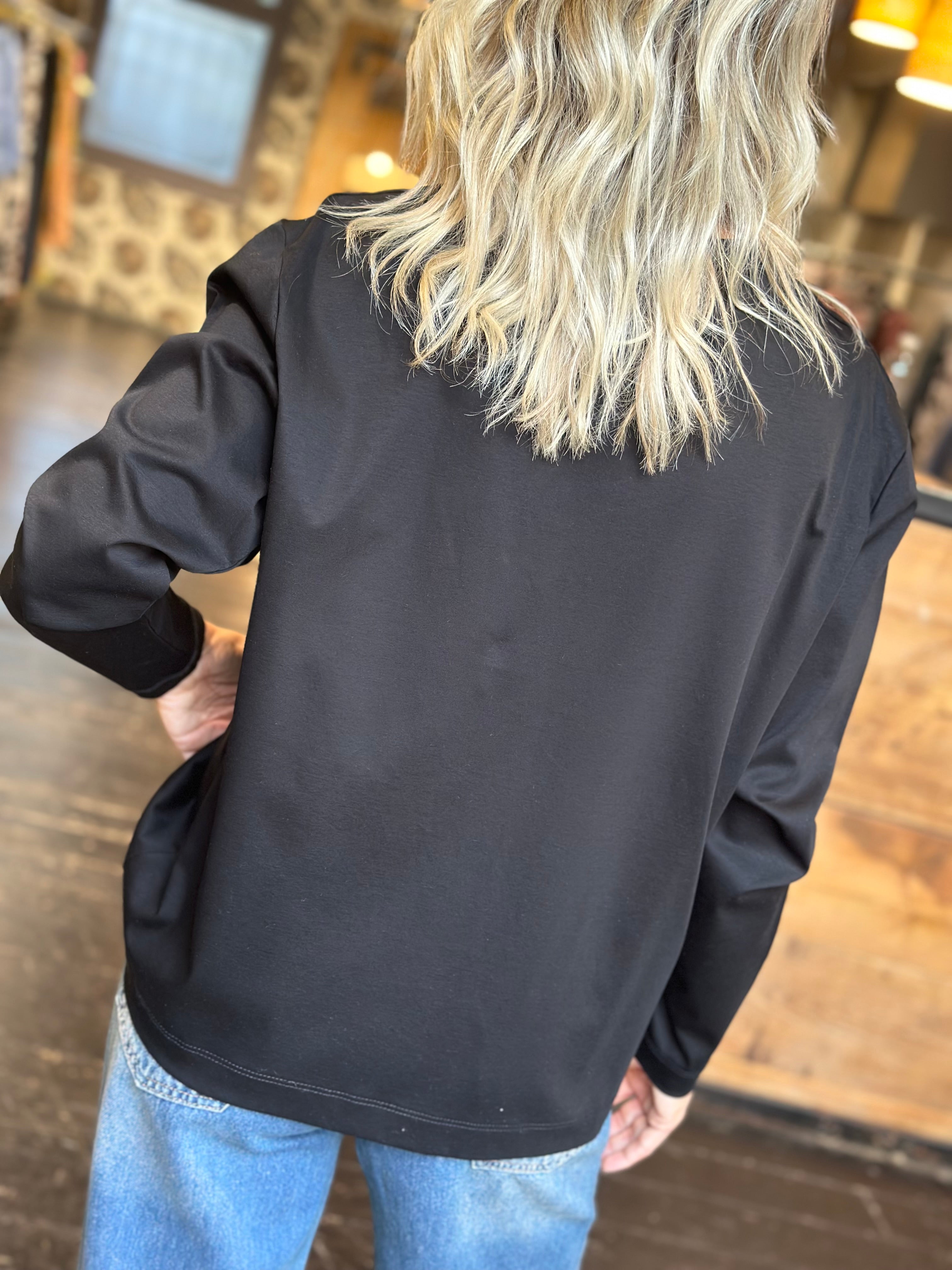 T-Shirt Nero _ Souvenir