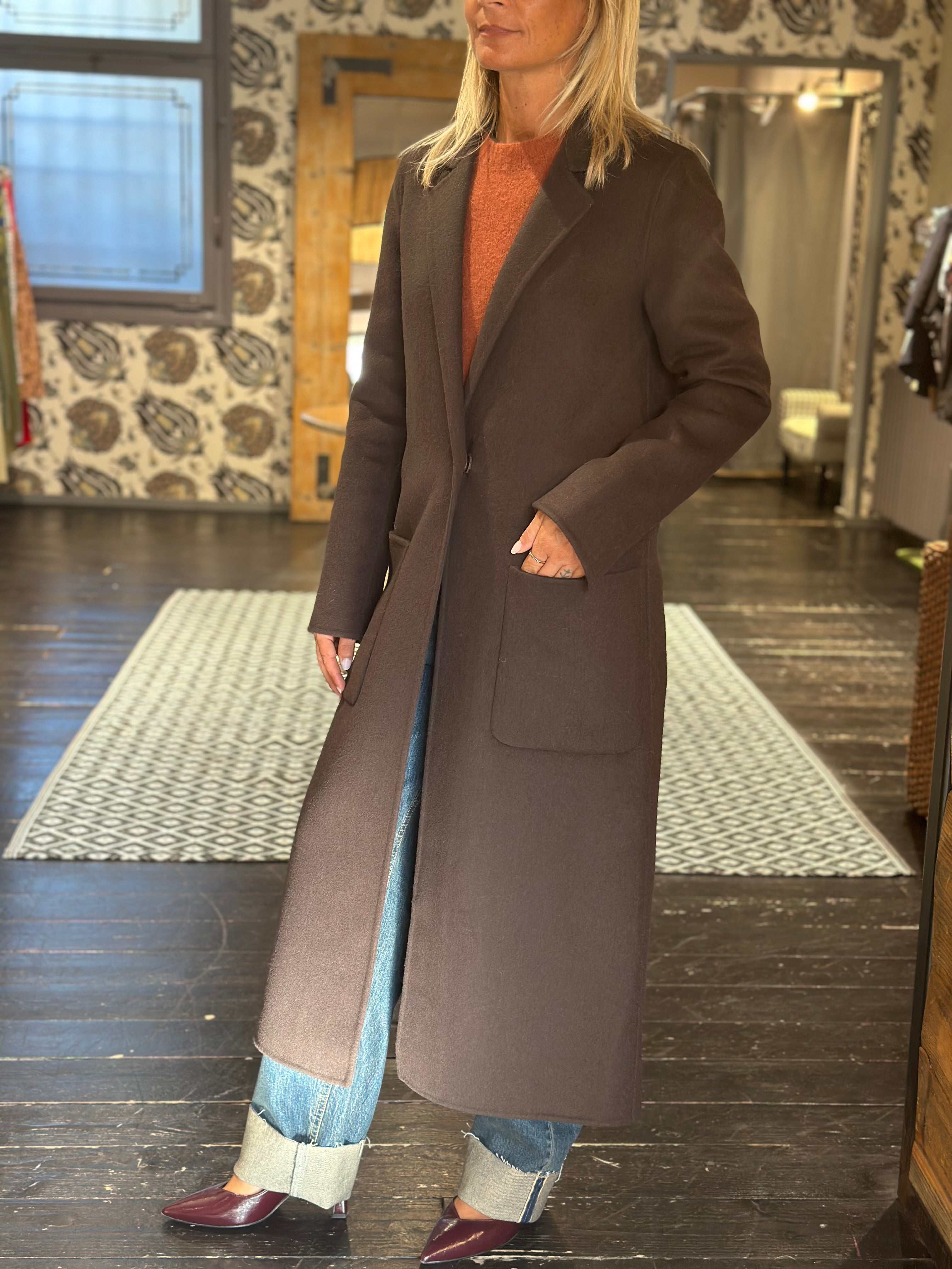 Cappotto Fondente _ Vicolo