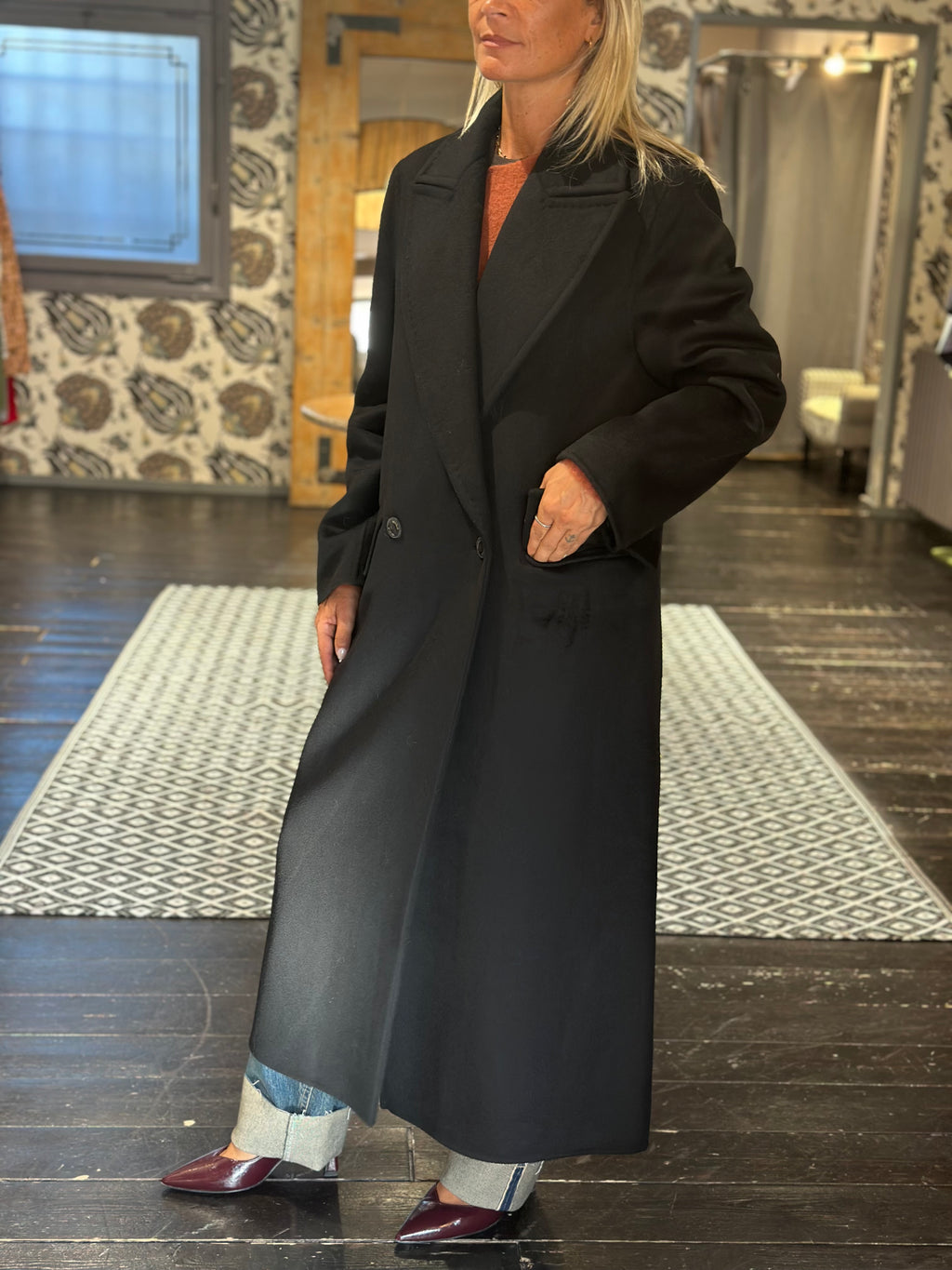 Cappotto Nero _ Vicolo