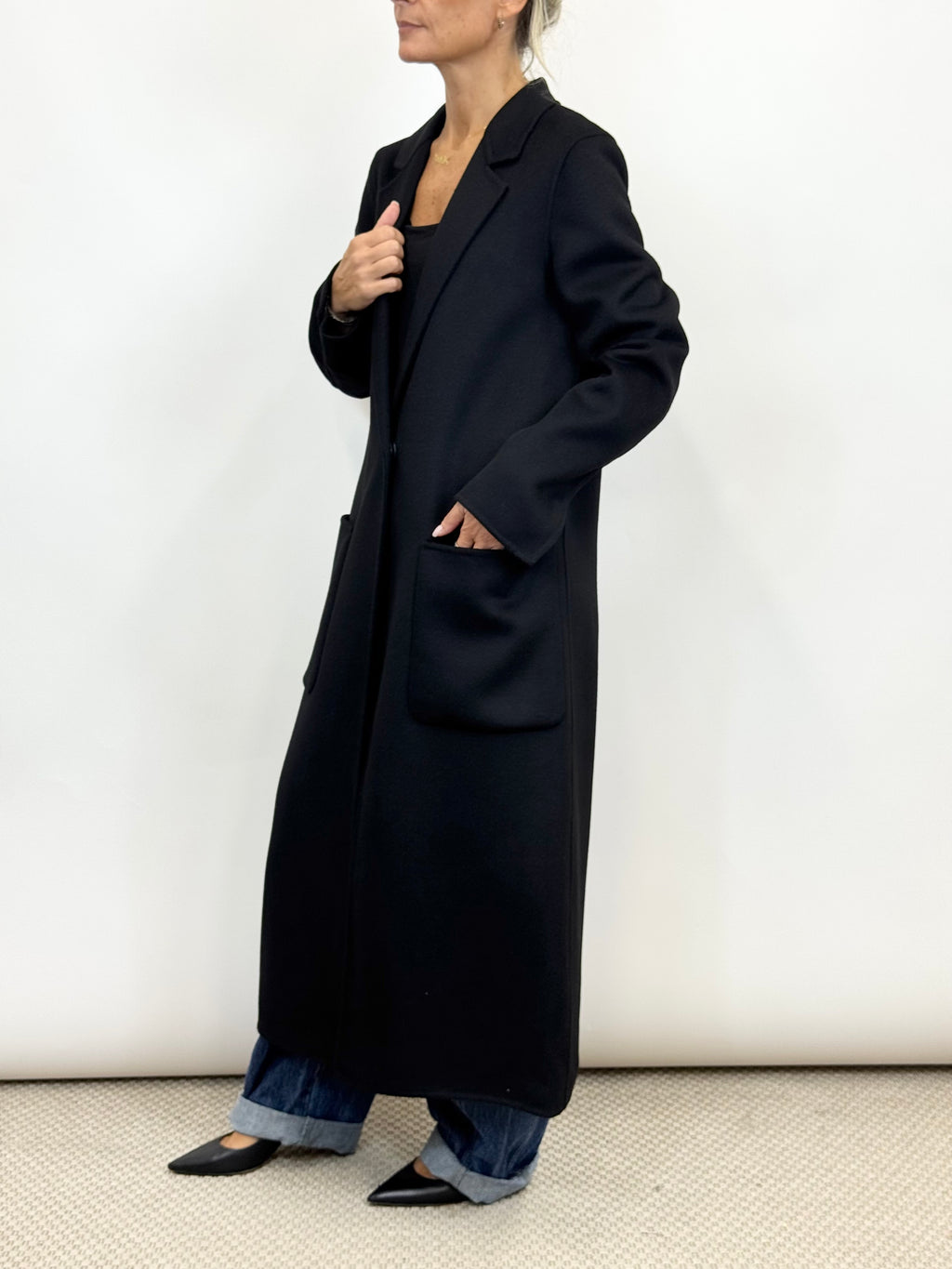 Cappotto Nero _ Vicolo