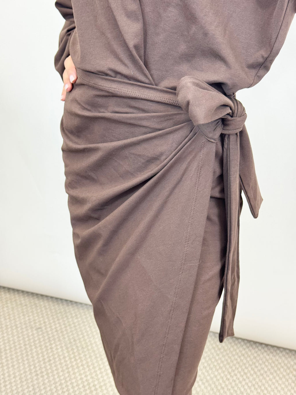 Abito Nodo Cioccolato_ MI.LE.for soku