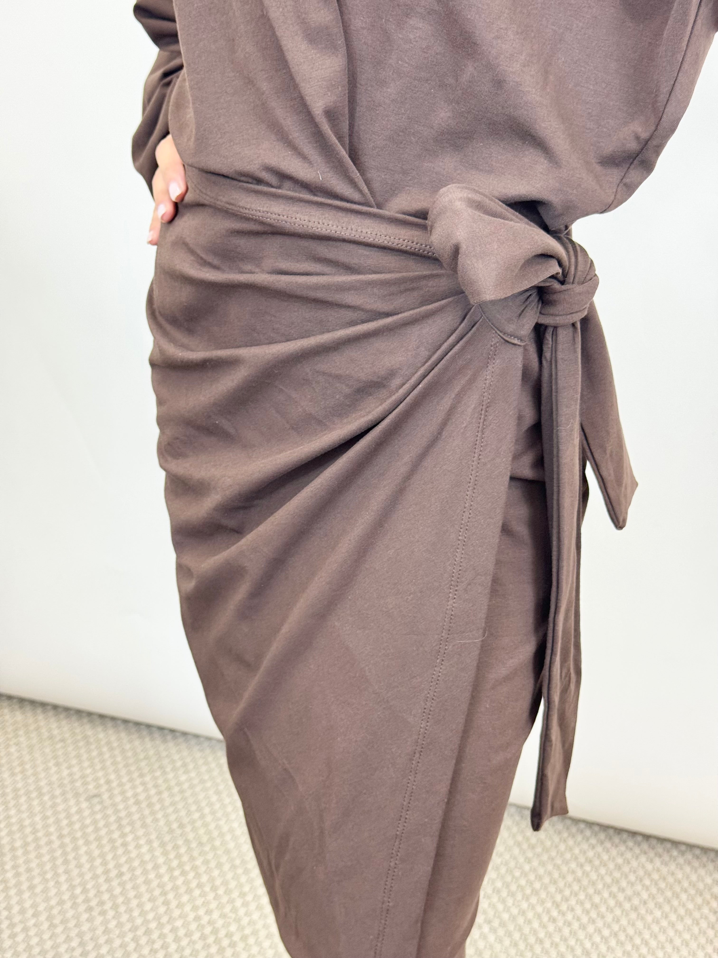 Abito Nodo Cioccolato_ MI.LE.for soku