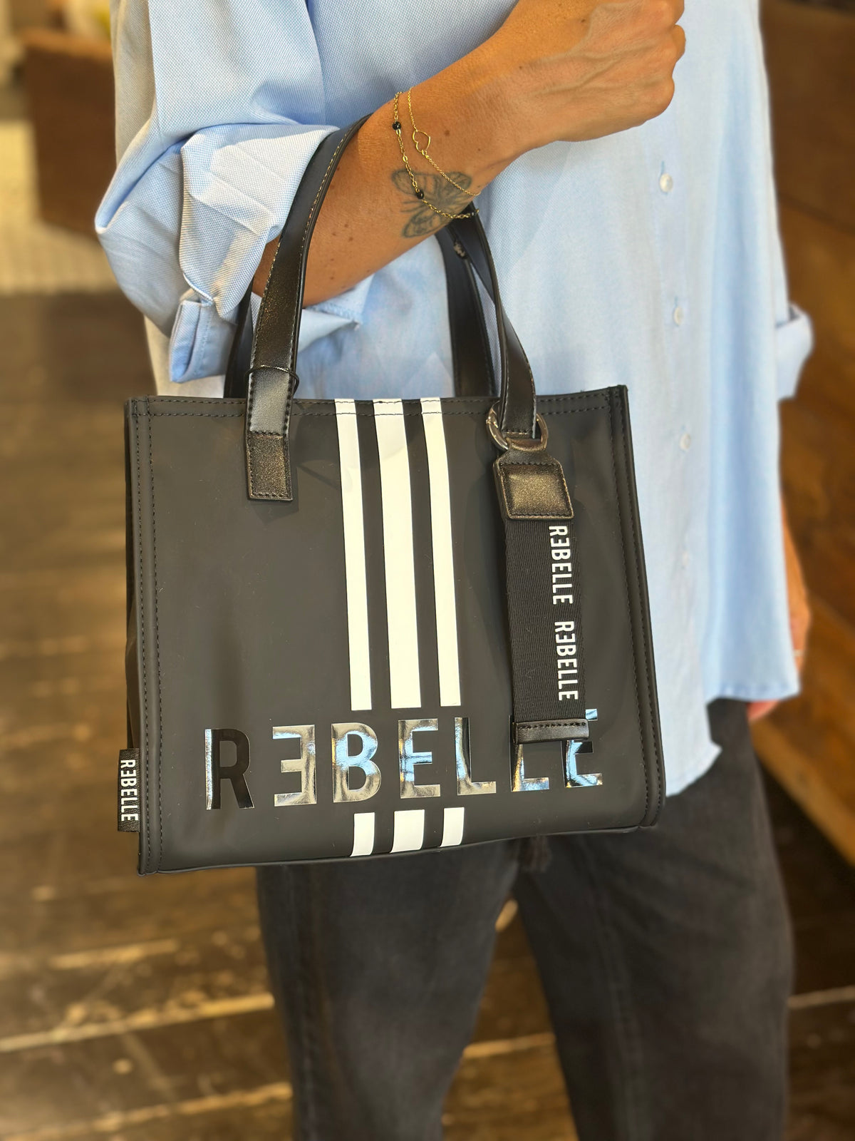 Poppy Sport nero _ Rebelle