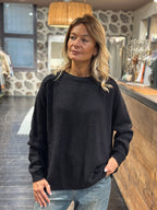 Maglia Girocollo Nero _ Karma