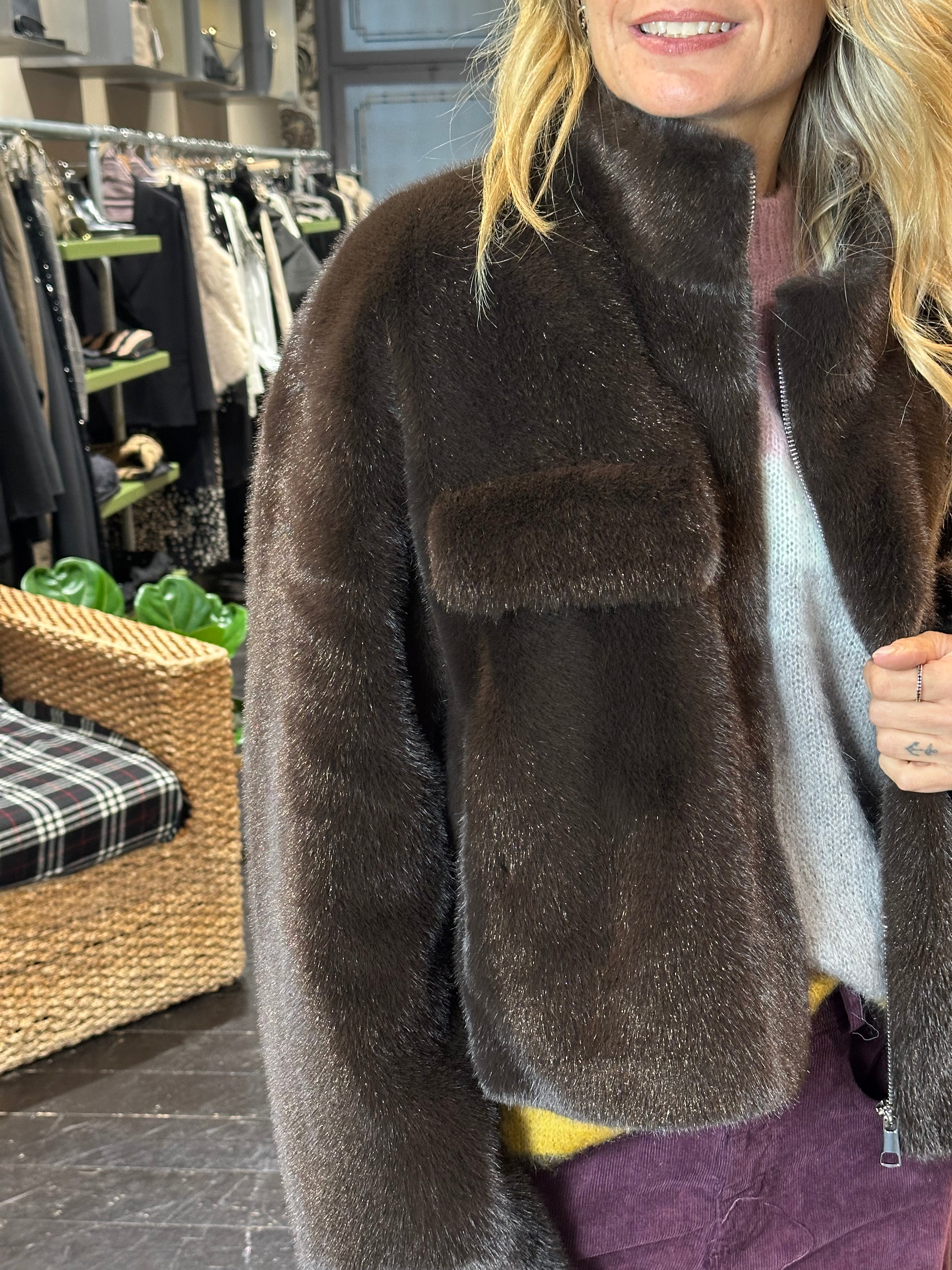 Giacchino Pelliccia _ MI.LE. for soku