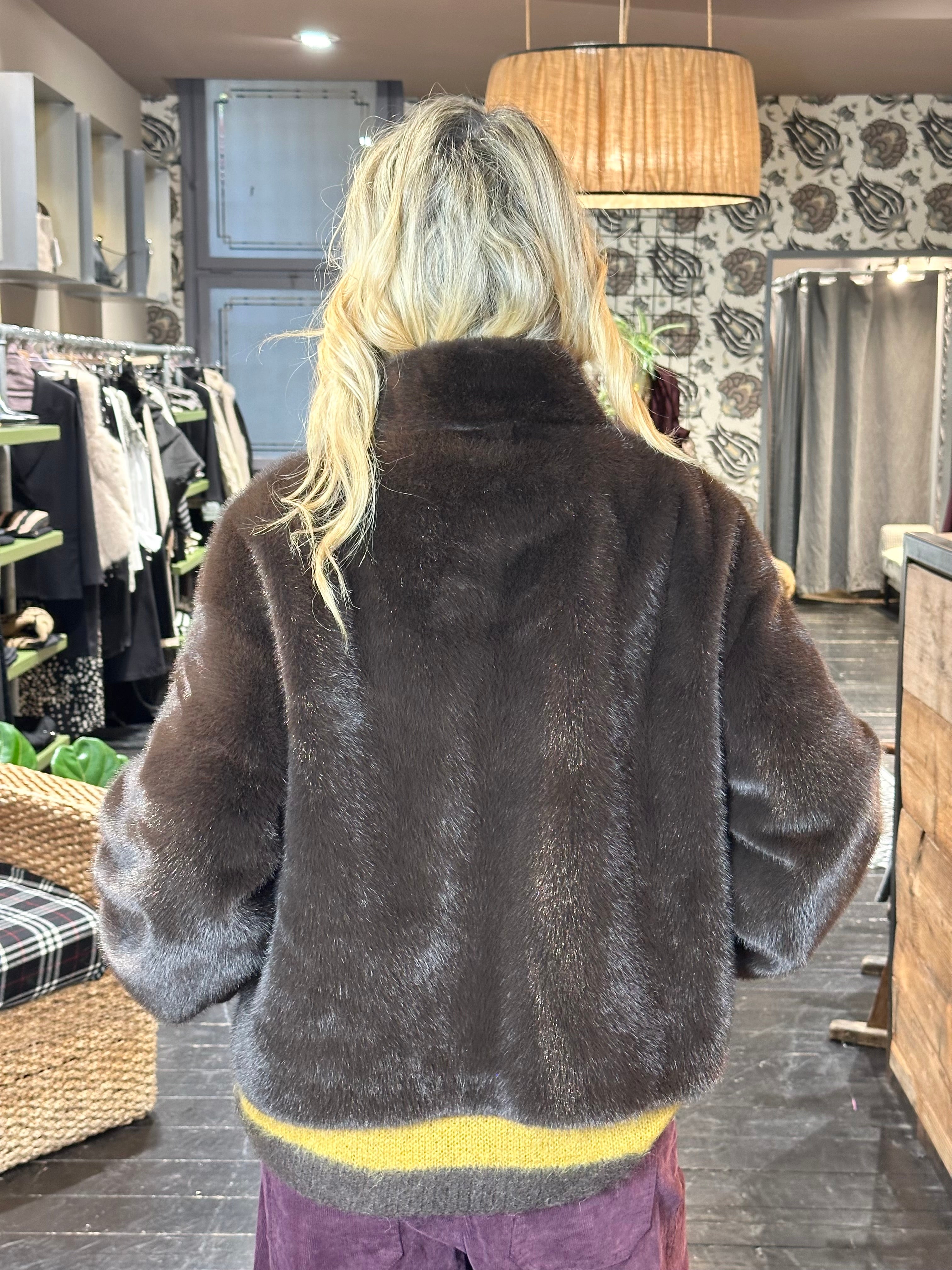 Giacchino Pelliccia _ MI.LE. for soku