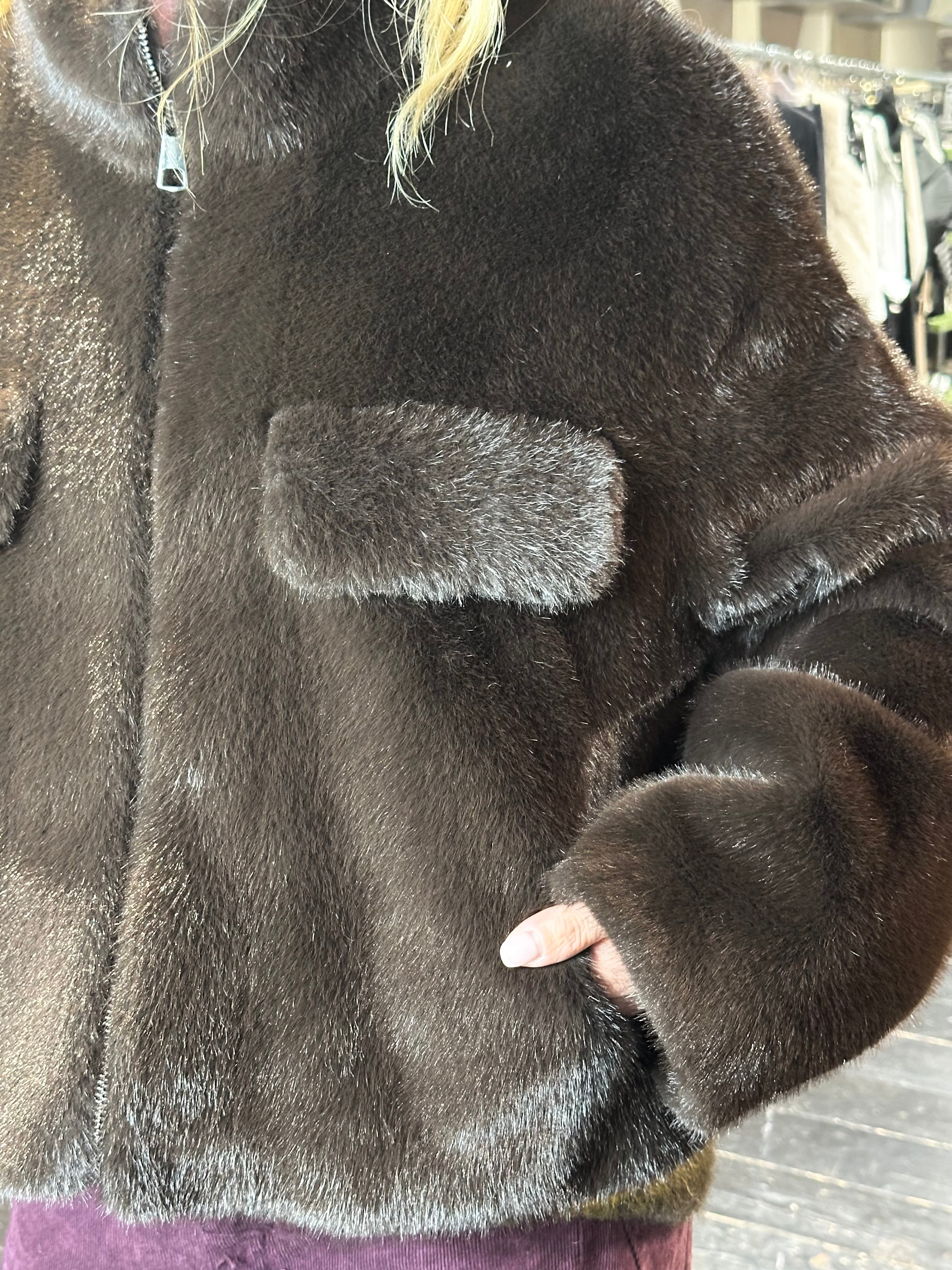 Giacchino Pelliccia _ MI.LE. for soku