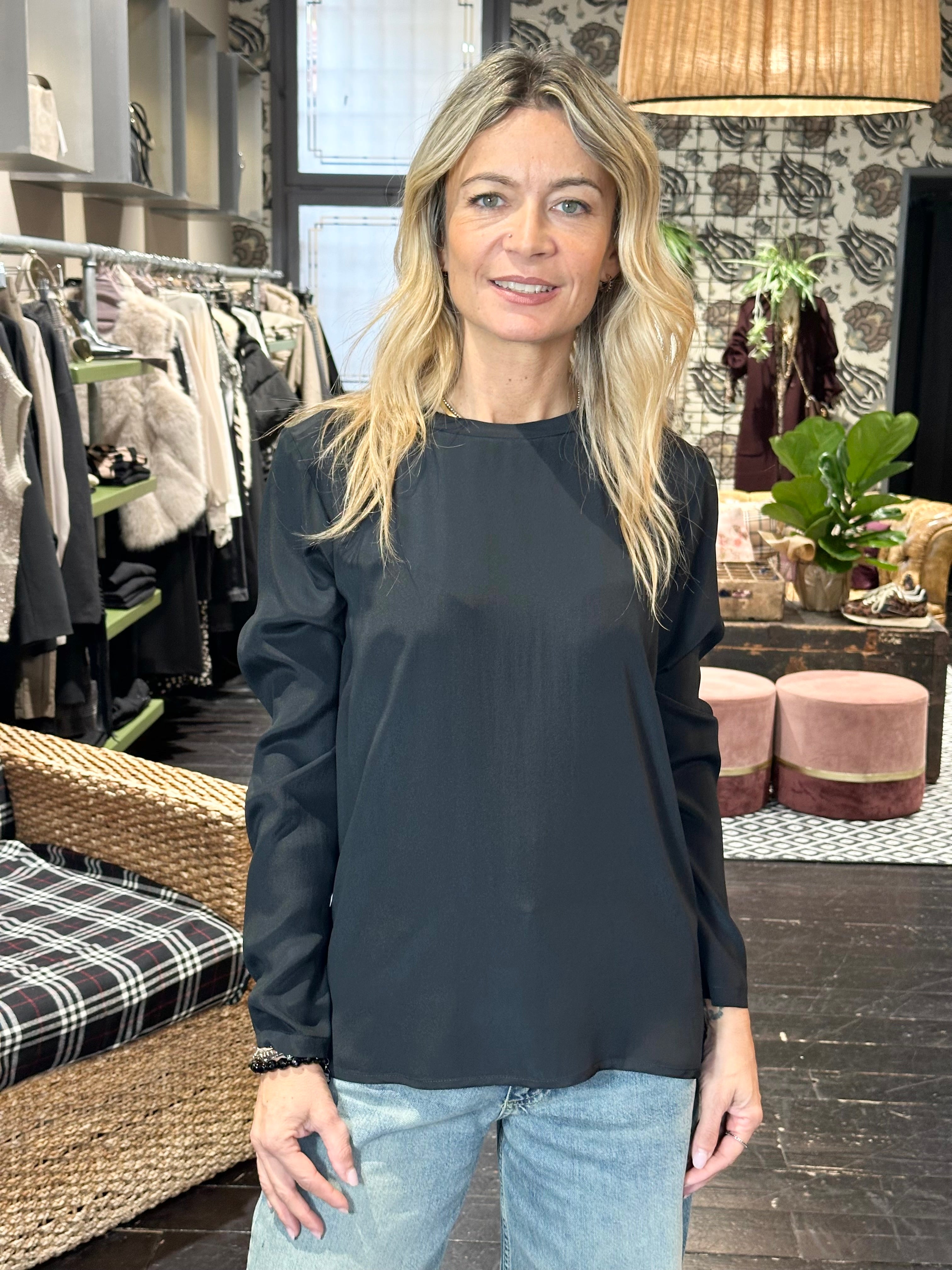 Camicia Girocollo Nero _ Ottod'Ame