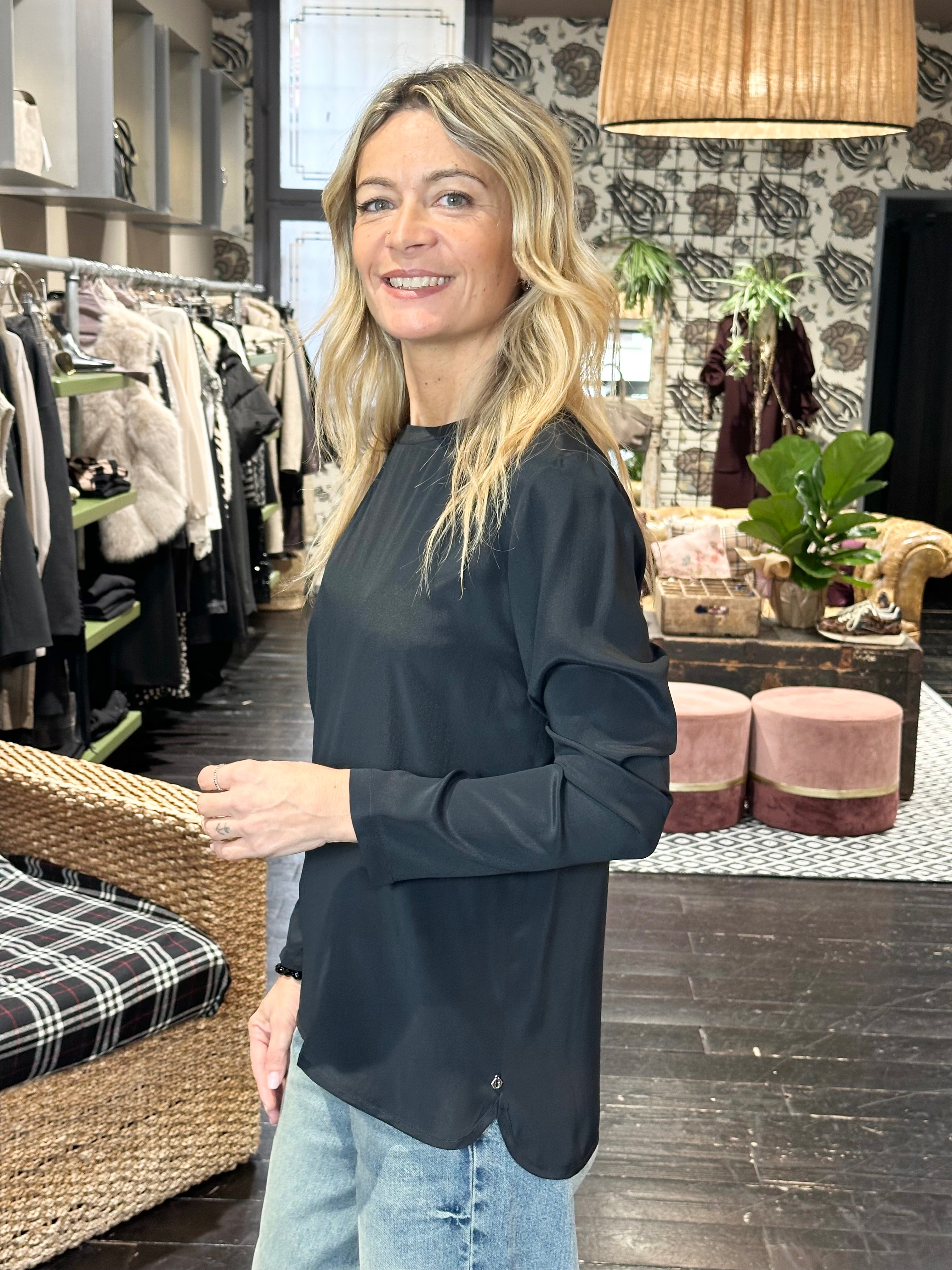 Camicia Girocollo Nero _ Ottod'Ame