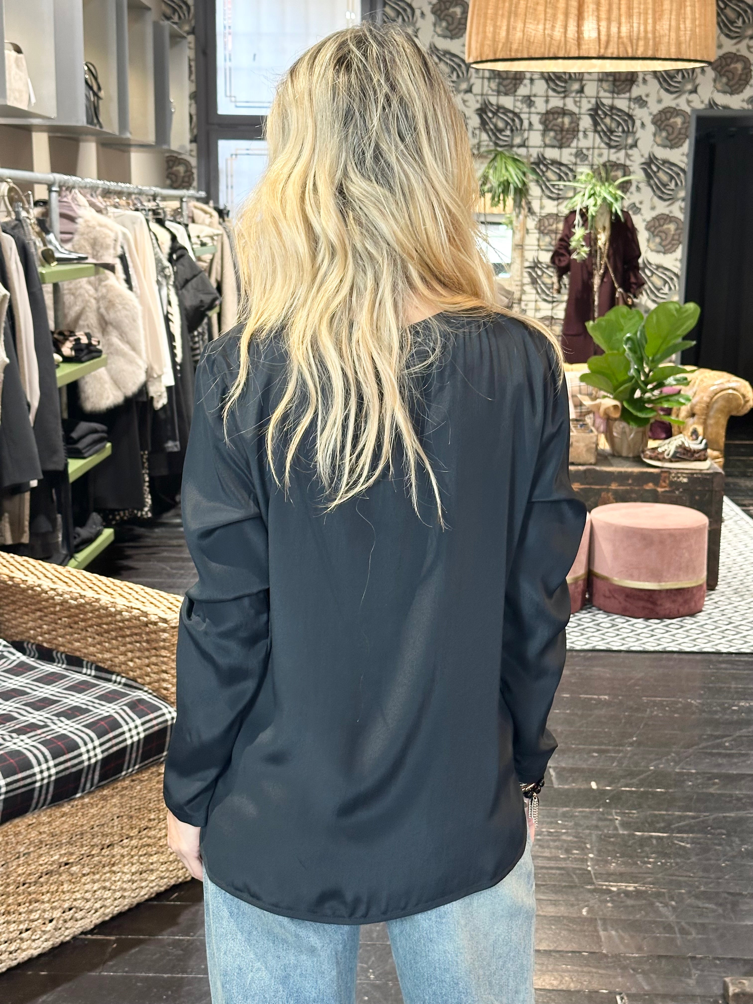 Camicia Girocollo Nero _ Ottod'Ame