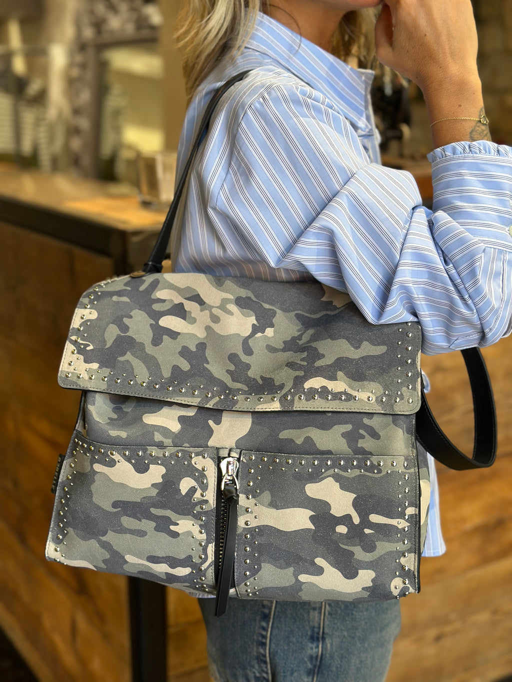Clio camoscio camouflage _ Rebelle