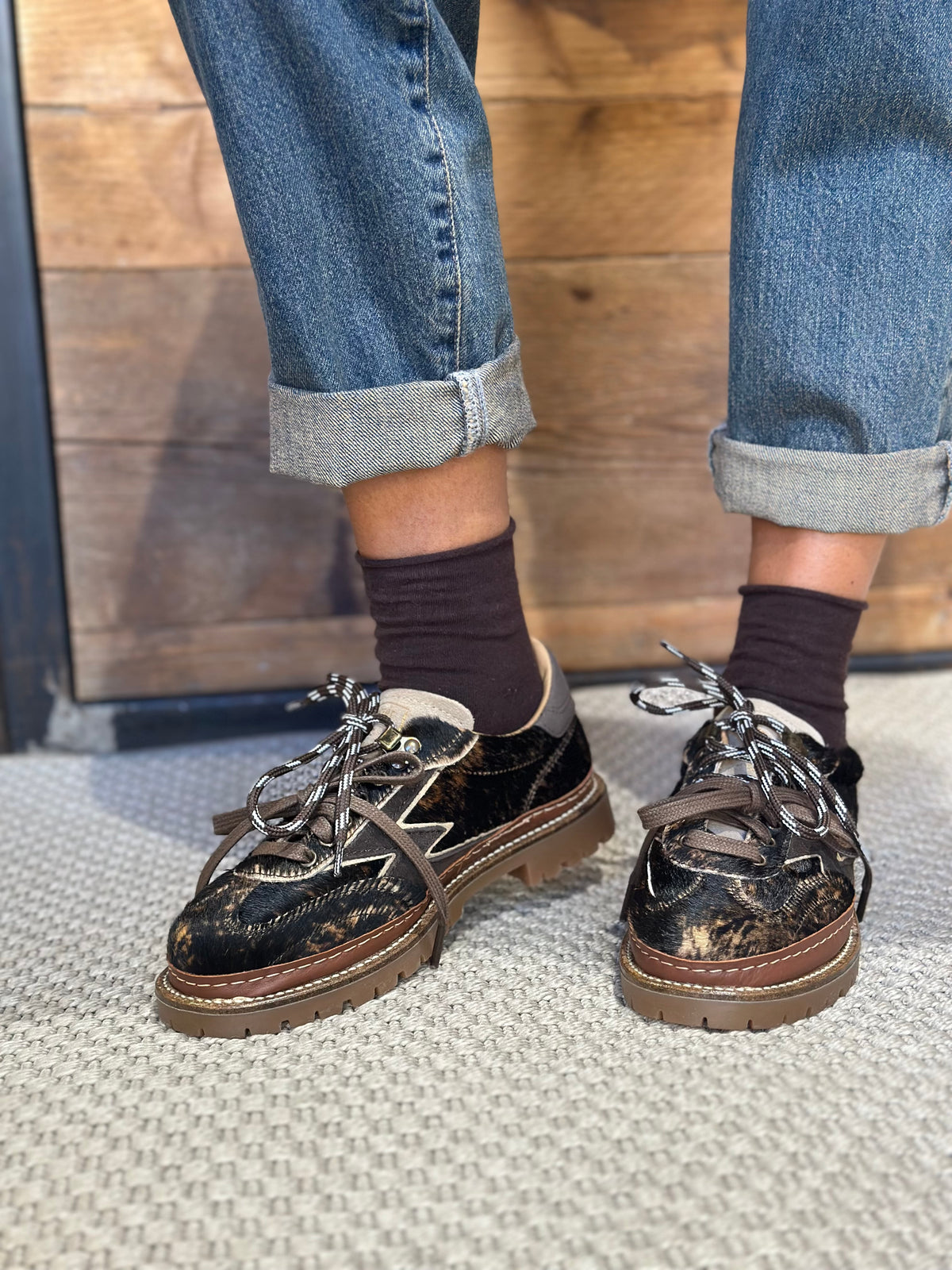 Sneakers donna Club Peak marrone con backtab in suede _ Moaconcept