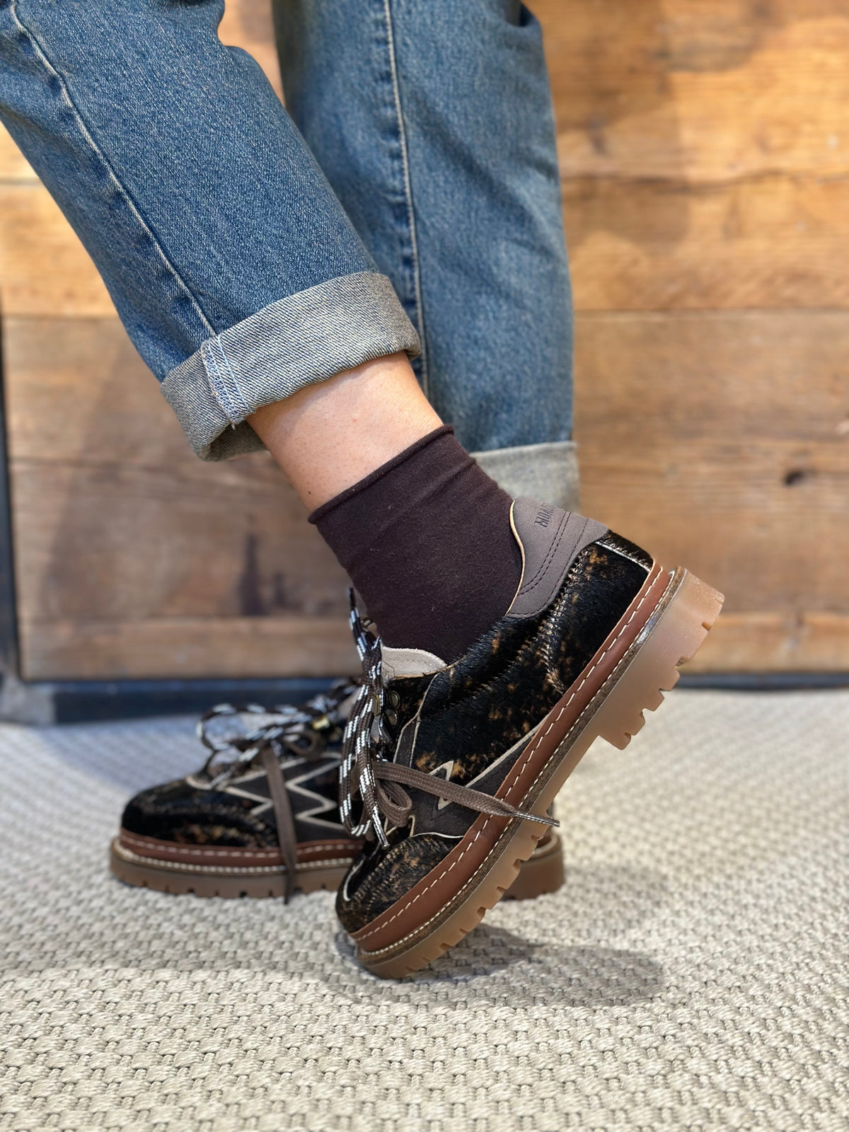Sneakers donna Club Peak marrone con backtab in suede _ Moaconcept