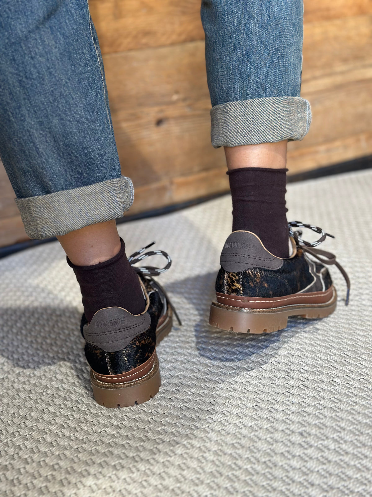Sneakers donna Club Peak marrone con backtab in suede _ Moaconcept