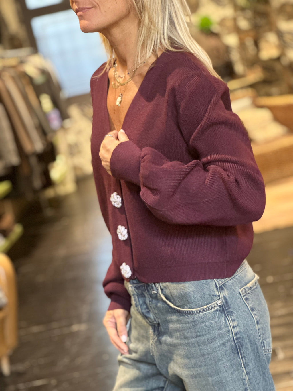 Cardigan Vino con Bottoni Gioiello _ Extyn