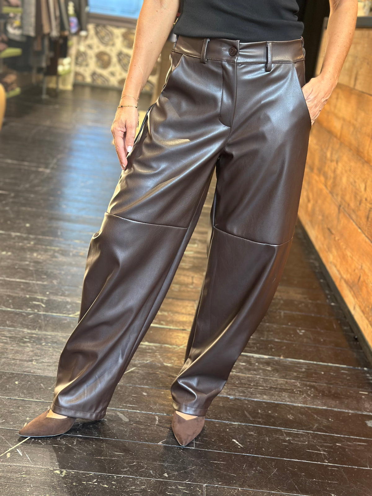 Pantalone balloon in ecopelle fondente | Extyn